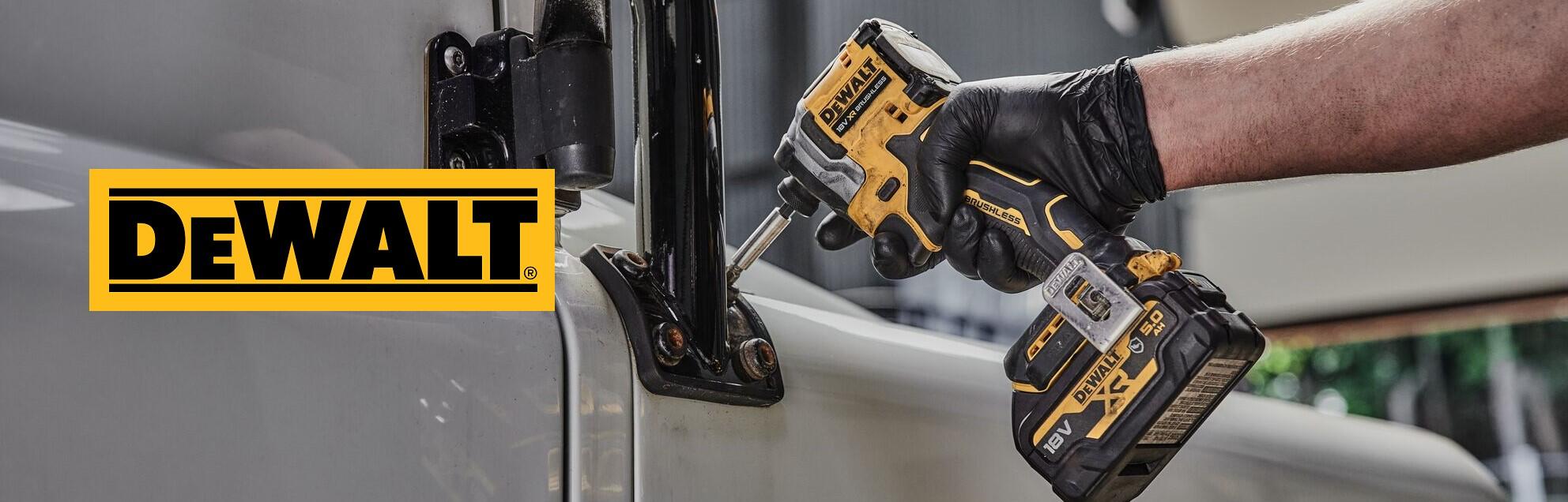 Atornillador de impacto sin cable dewalt de 18 v