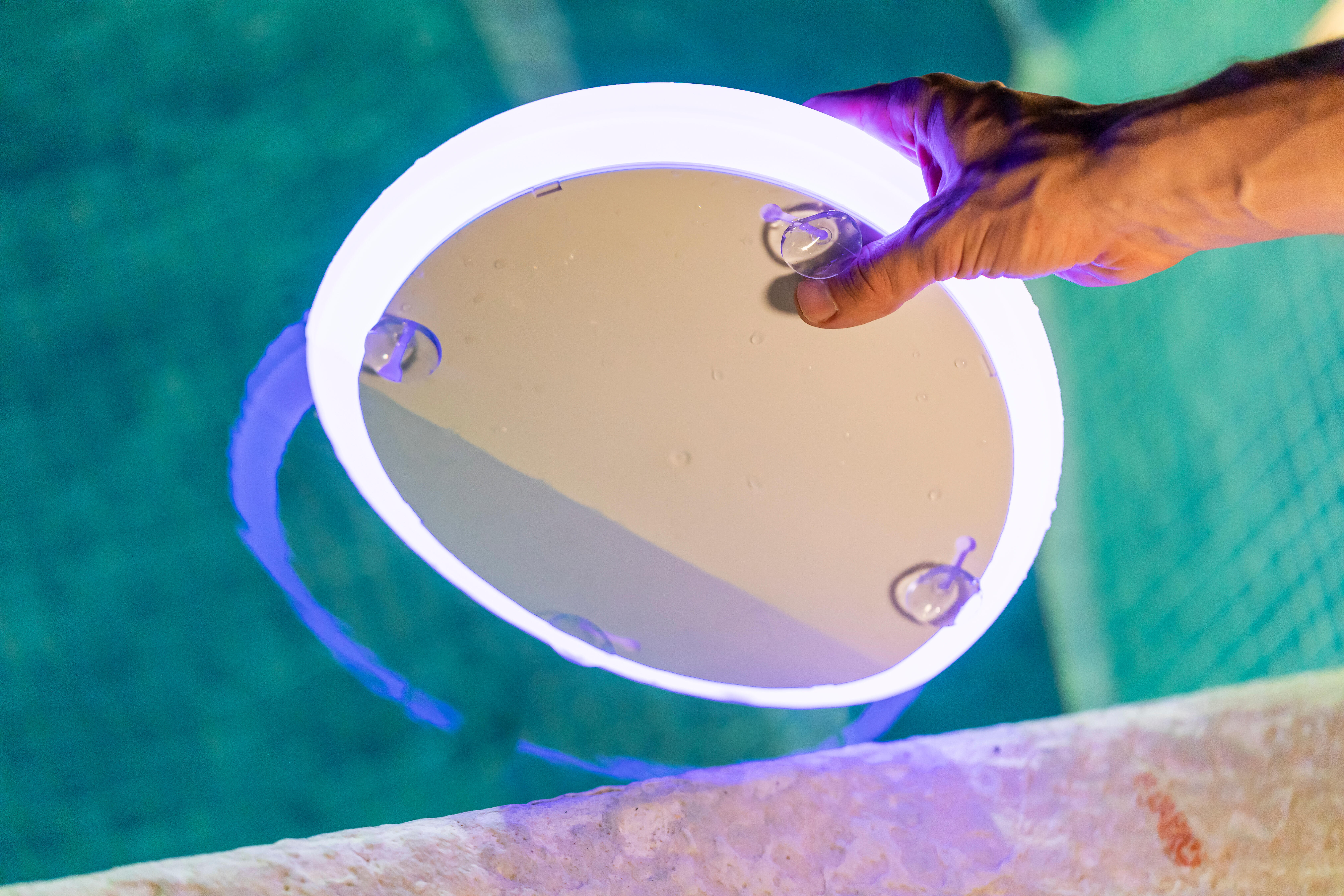 Lampe de piscine IP68 solaire Papaya30 changement couleurs NEWGARDEN - 6