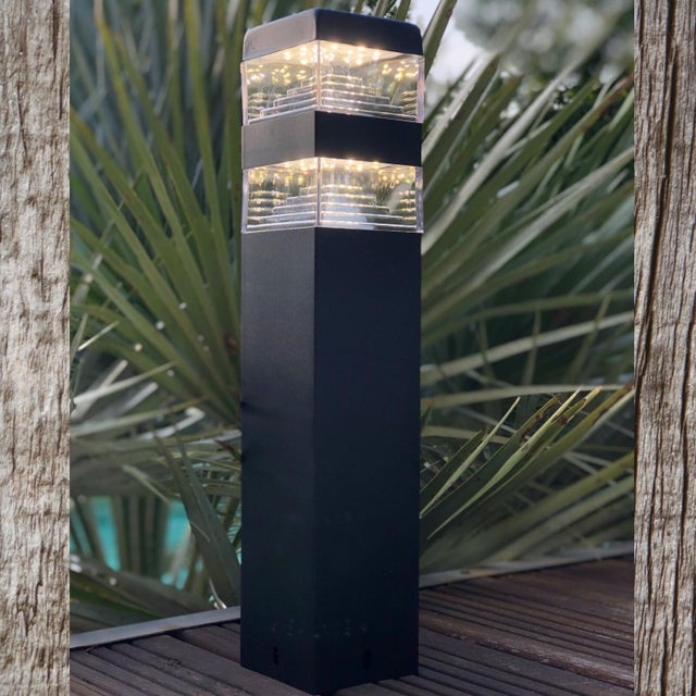 Borne extérieure LED, 1000 lumens Pyramide noir LUMIHOME