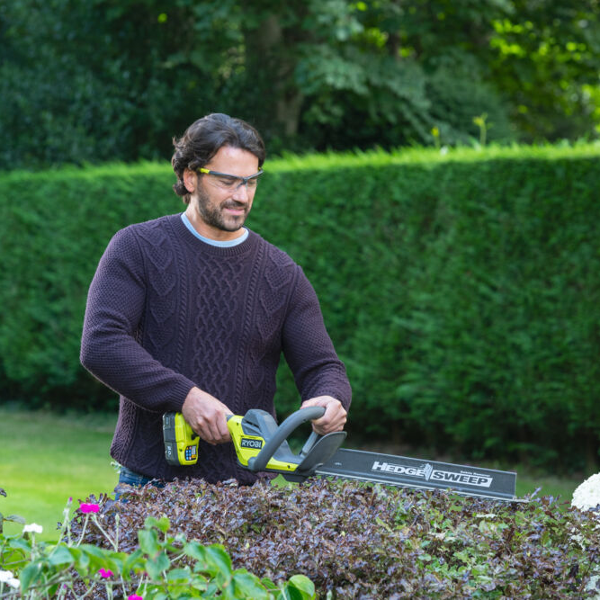 Taille-haie sur batterie RYOBI RY18HT45A Linea L.45 cm, 1 batterie 18V 2Ah - 2