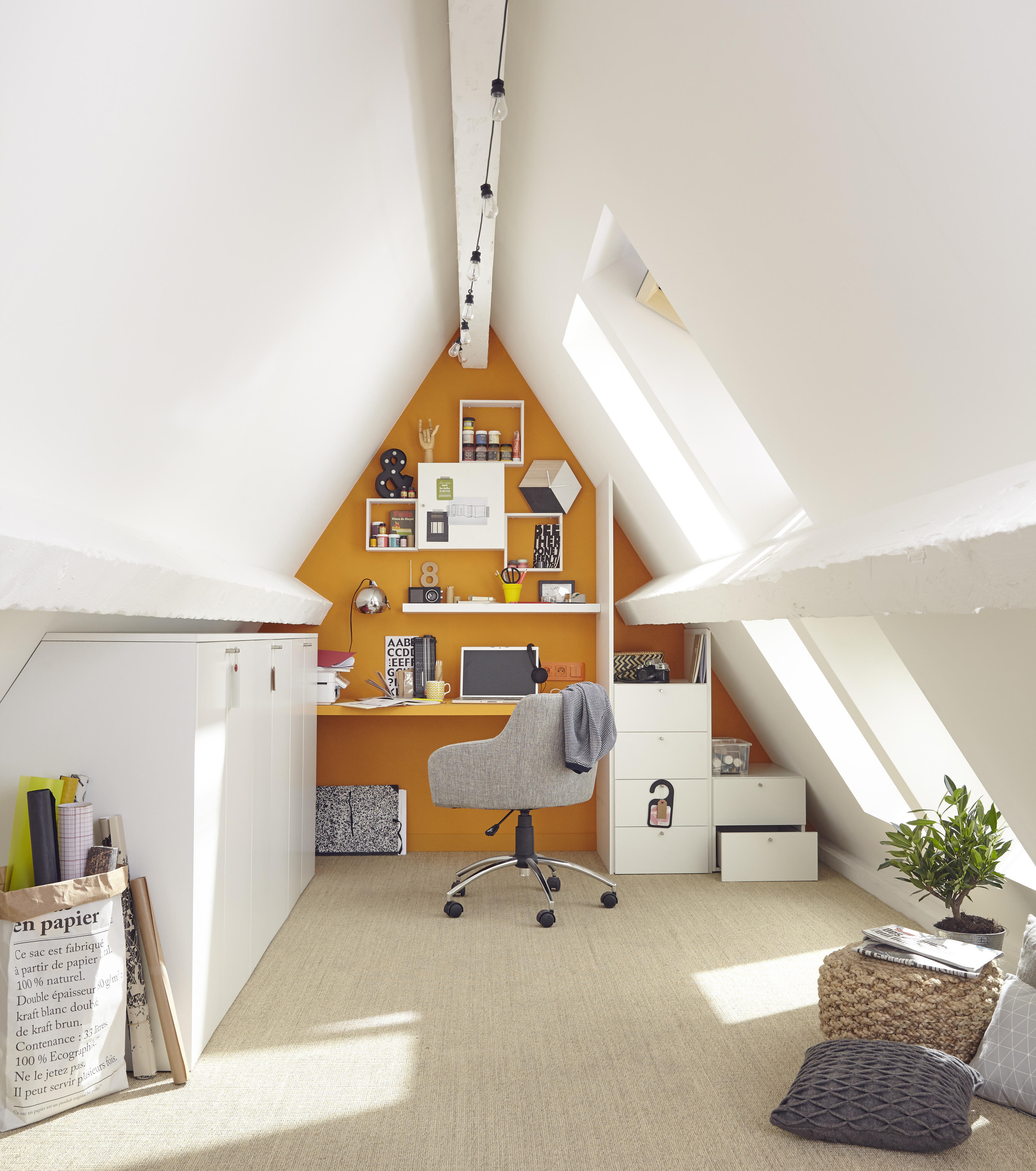 Fenêtre de toit FAKRO bois 78 x 98 cm à projection - 2