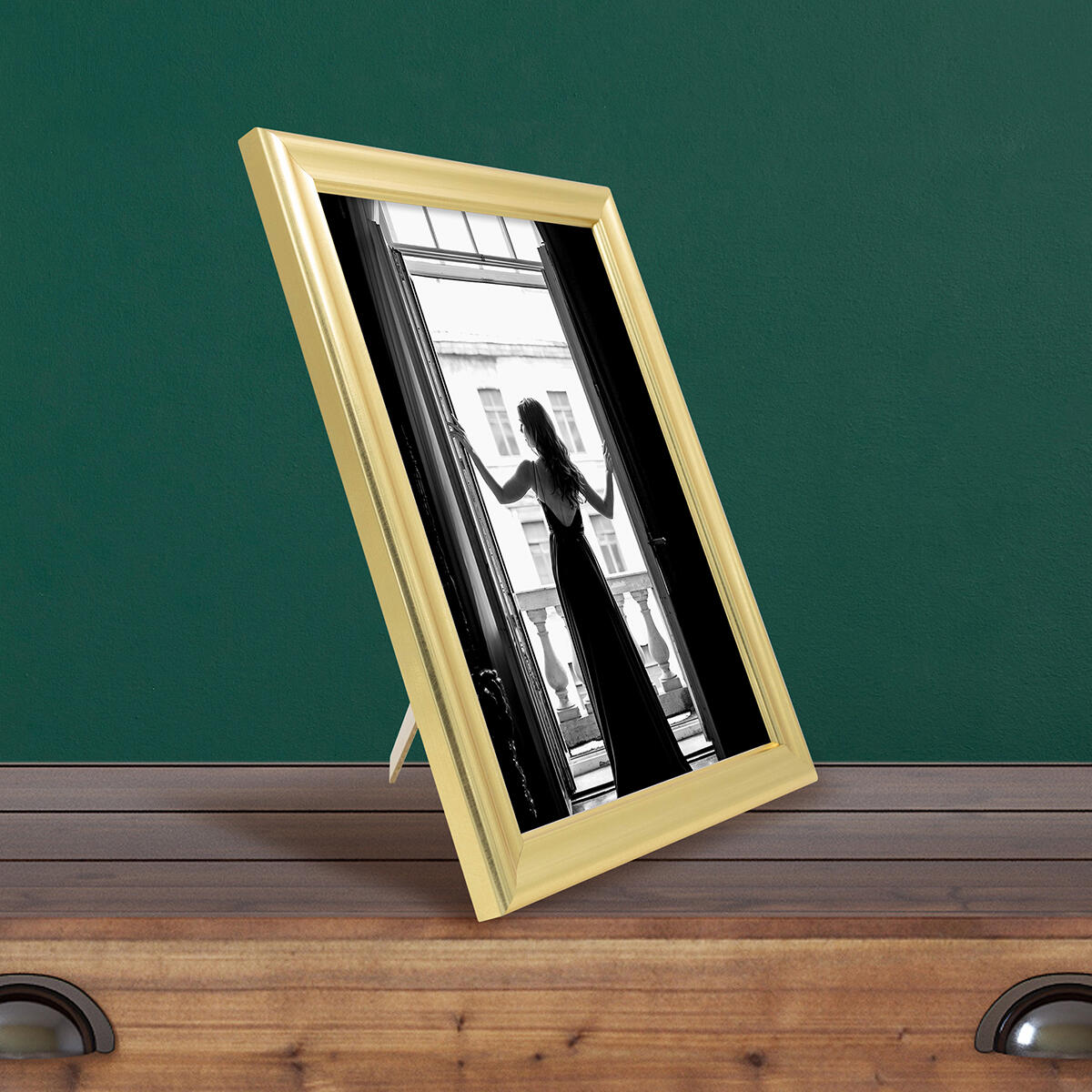 Moldura Julia 18X24 cm dourada - 3