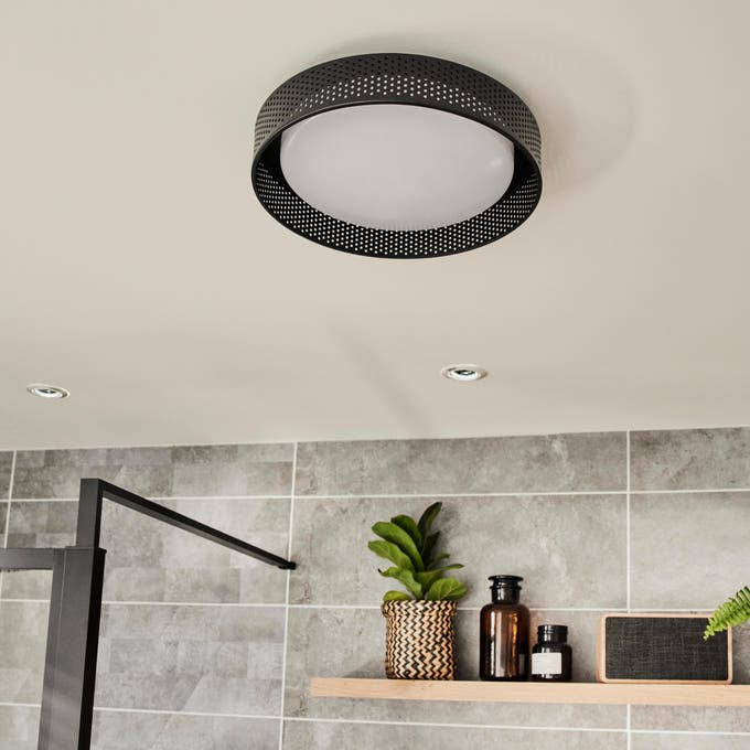 photo d'un spot style indus dans une salle de bains