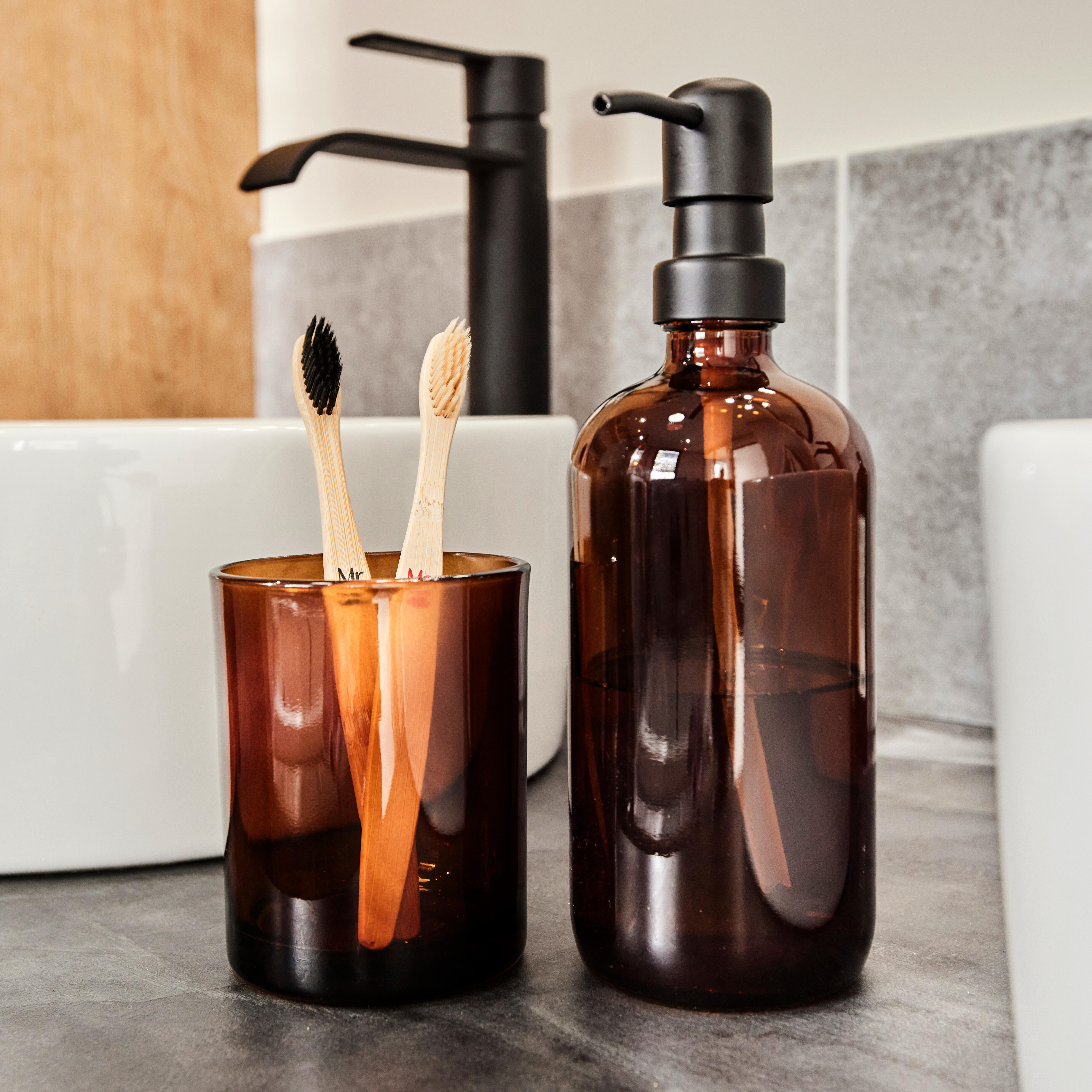 Distributeur Ambre marron AZAO - 4