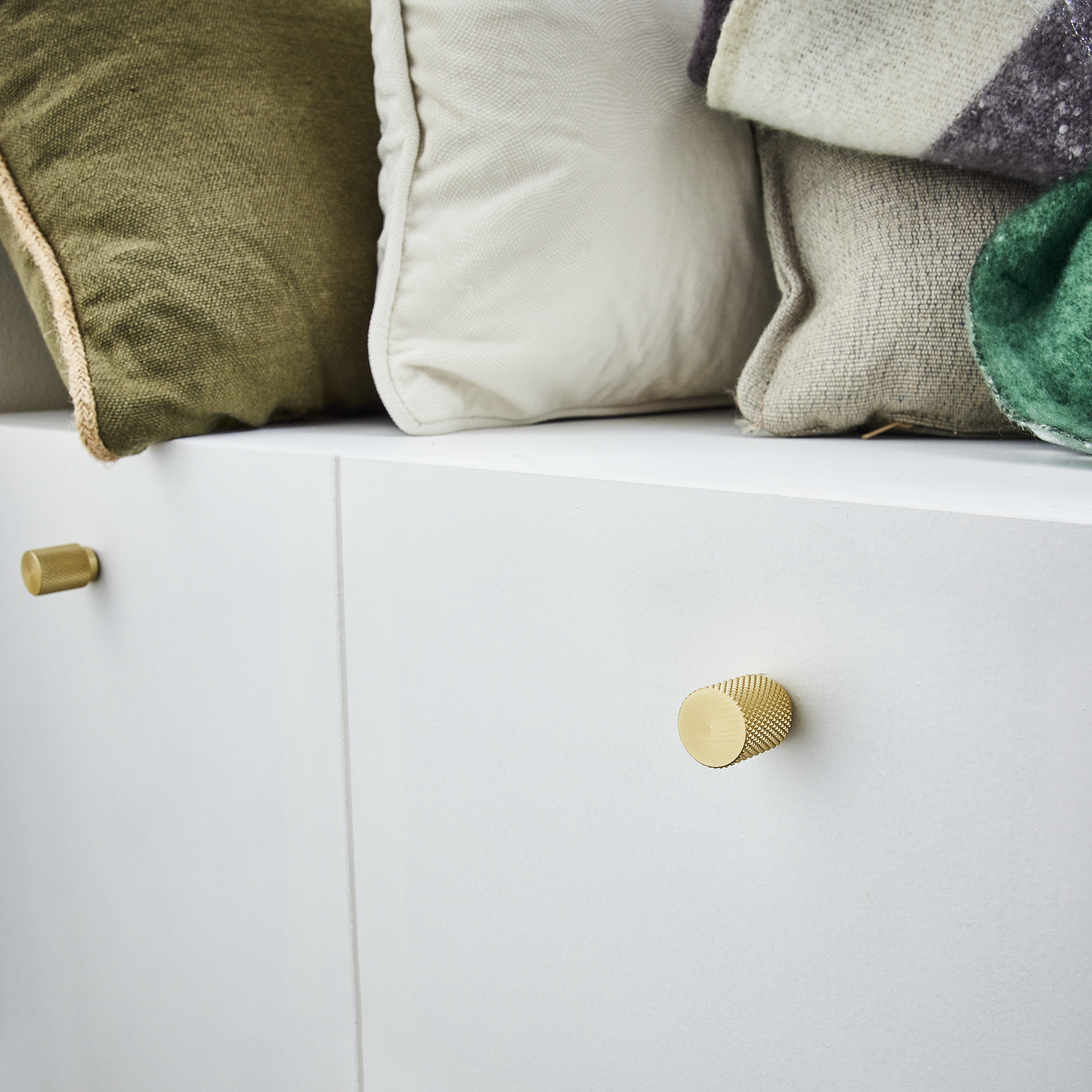 2 Puxadores para móvel alumínio escovado com textura dourado 18 mm Inspire Axel - 11