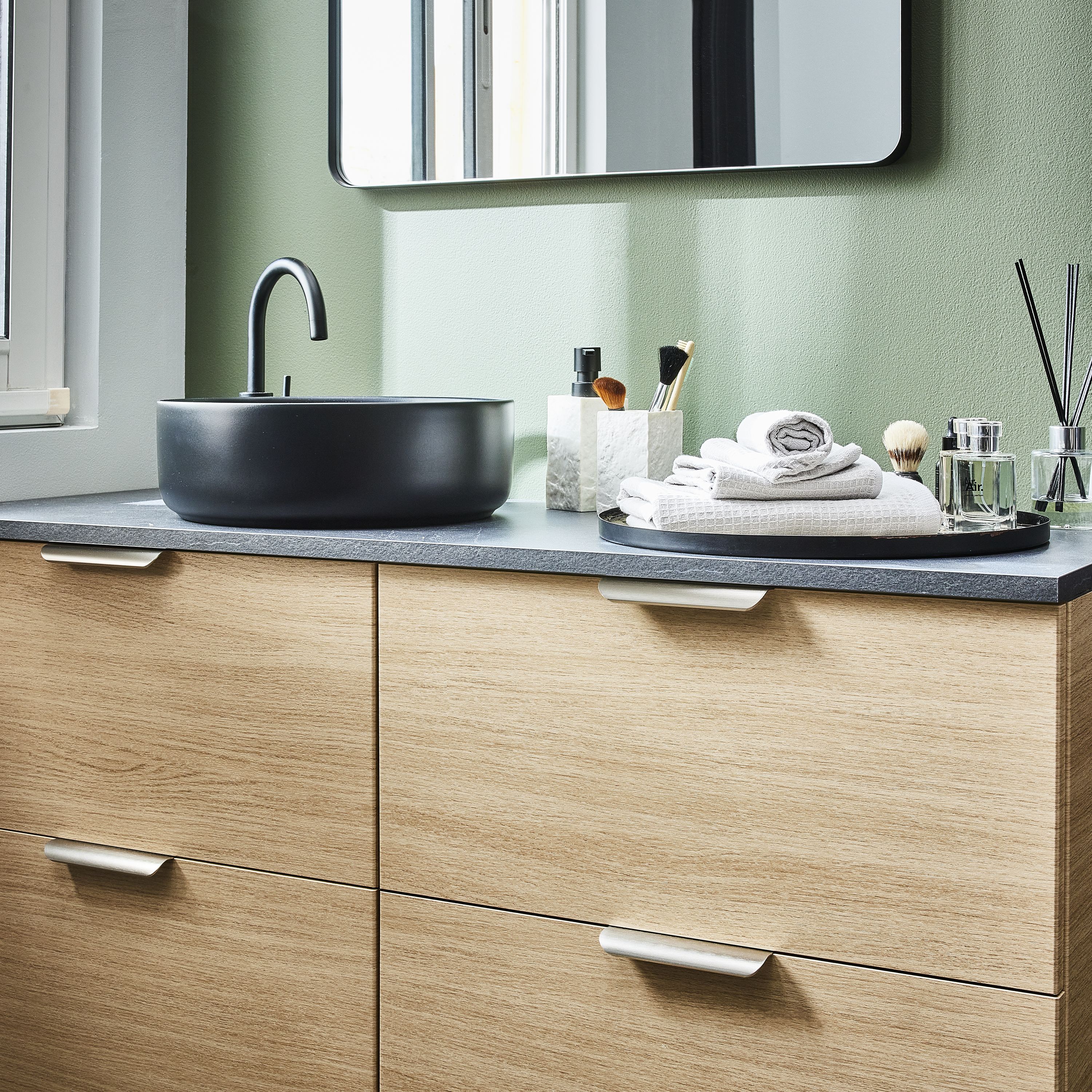 Puxador para móvel asa alumínio escovado prateado 96 mm Inspire Oslo - 6