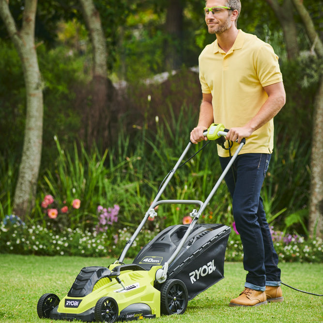 Tondeuse électrique RYOBI Rlm4018, 1800 W 220-240 V, l.40 cm - 4