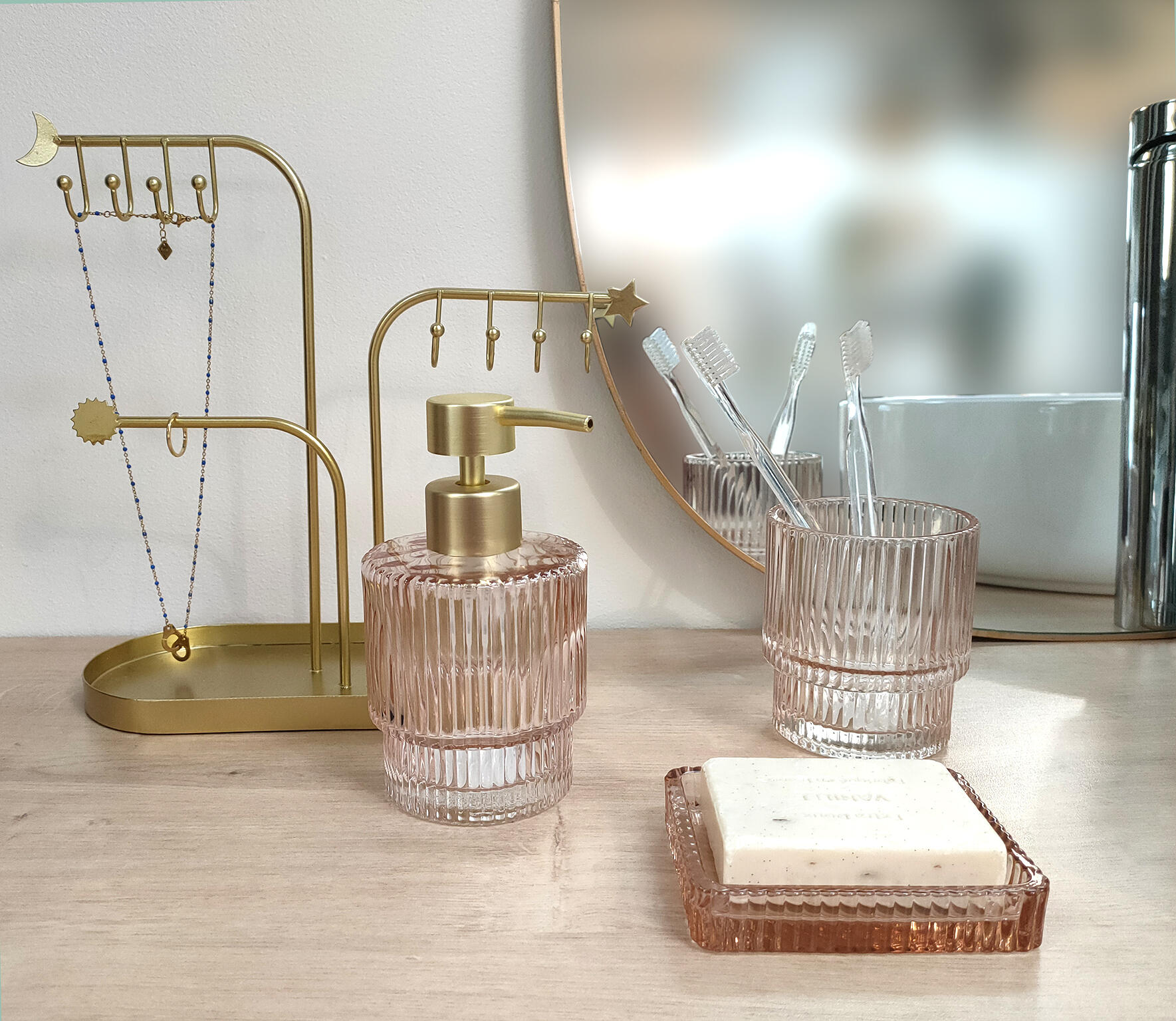 Distributeur de savon verre rose Elizabeth AZAO - 4