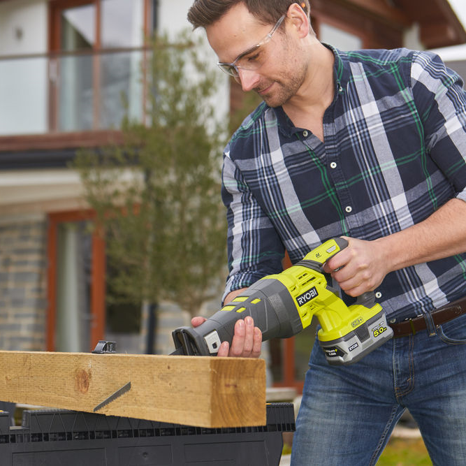 Scie sabre sans fil RYOBI R18RS-0 0 batteries - 3