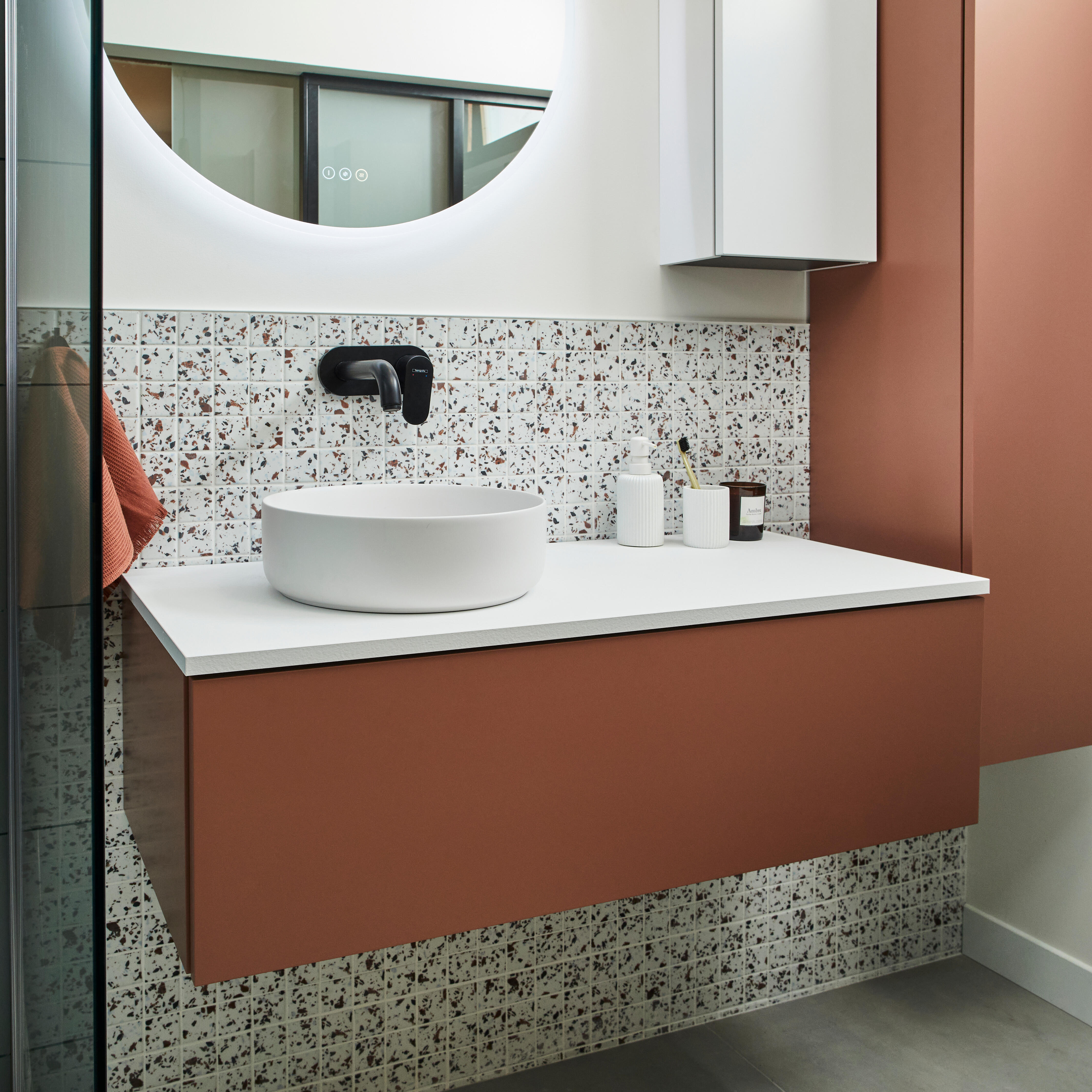 Mitigeur de lavabo mural noir, Vernis Blend Eco, HANSGROHE - 3