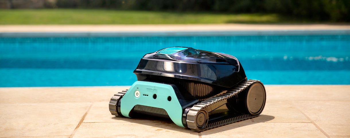 Desconfianza Interminable Asado Robots limpiafondos a batería, lo mejor para limpiar piscinas | Leroy Merlin