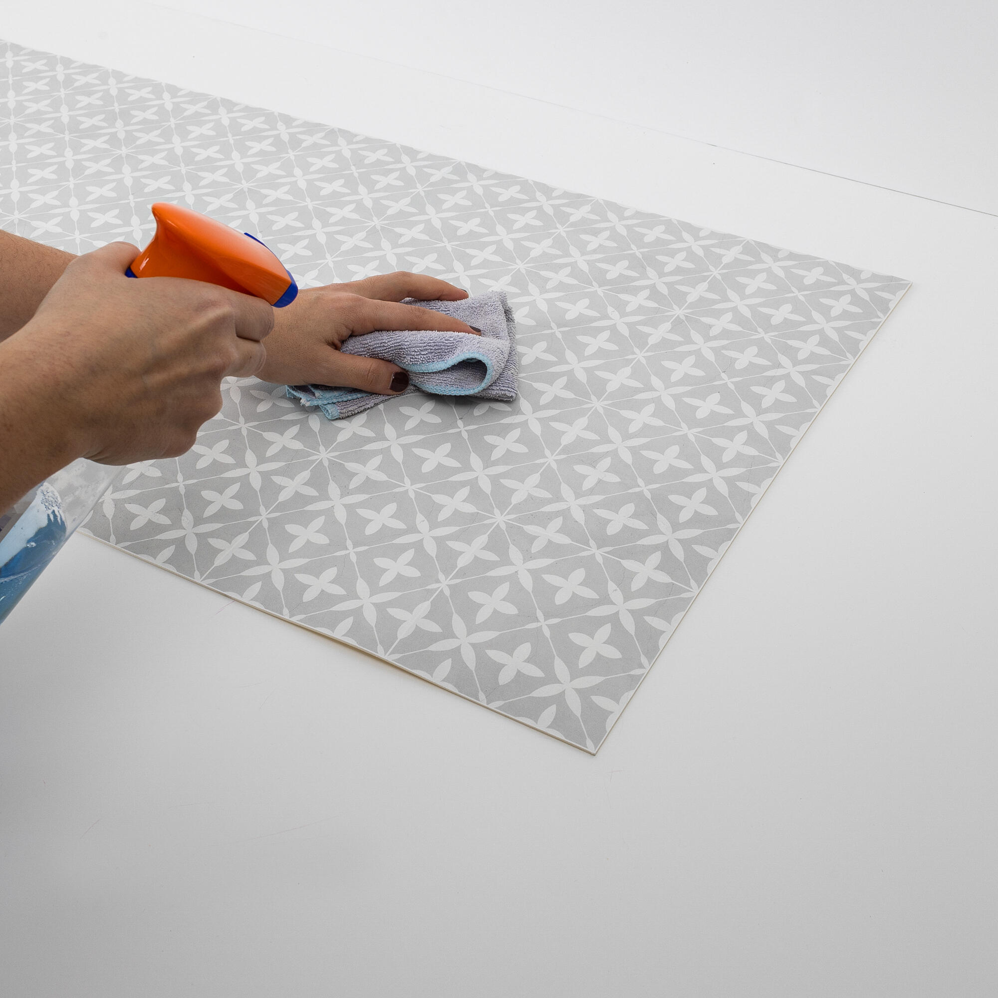 Alfombra pie de cama pvc Haidee exterior/interior 48x110cm tejido plano base antideslizante geométrico multicolor - 6