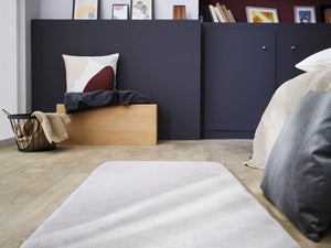 Esta alfombra de cama de Leroy Merlin arrasa en ventas y es puro confort  para un dormitorio más gustoso y calentito