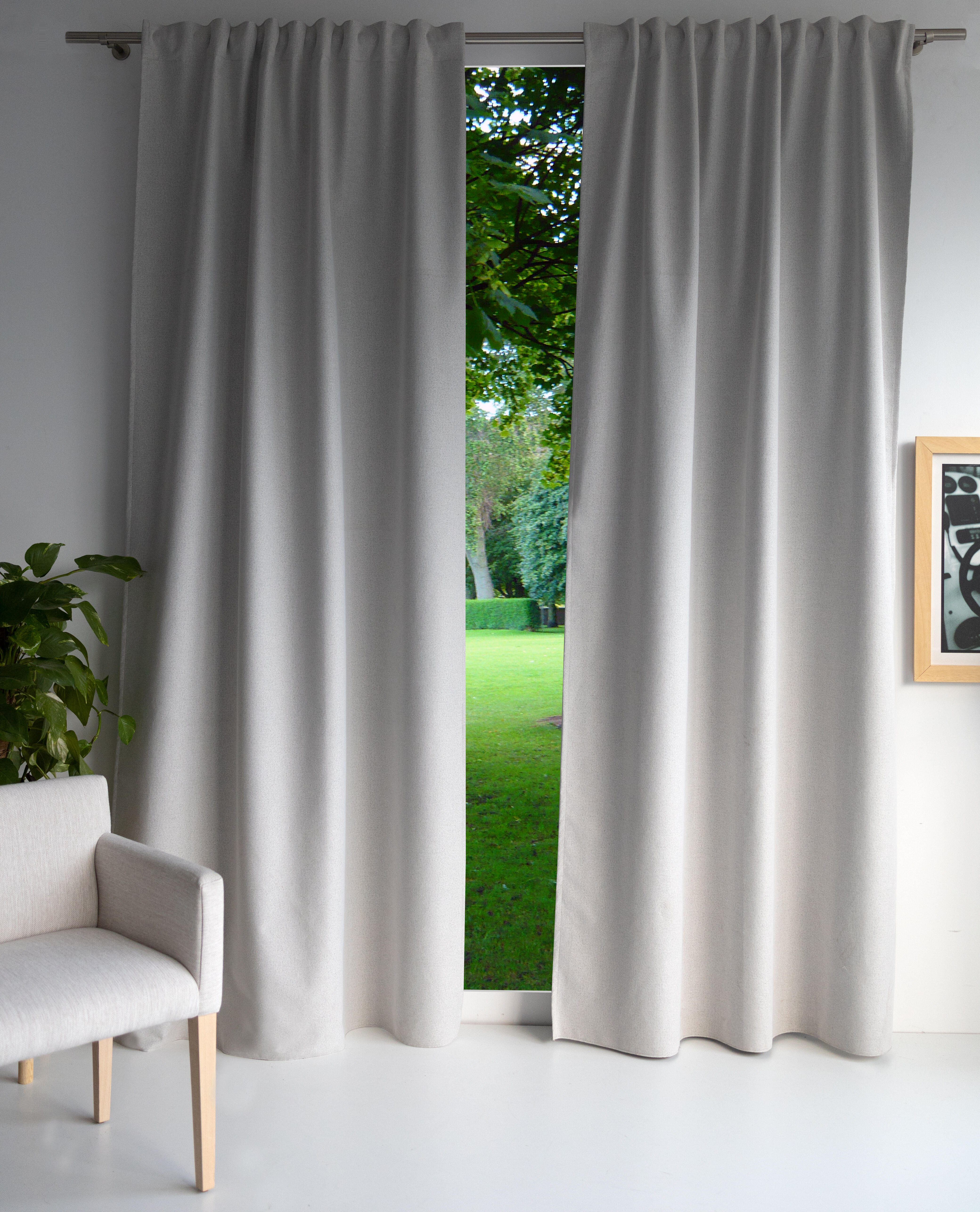 Cortina cinta frunce, trabilla oculta opaca aislante fónico Sidney poliéster de 200x270cm liso beige. Incluye cinta termoadhesiva - 3