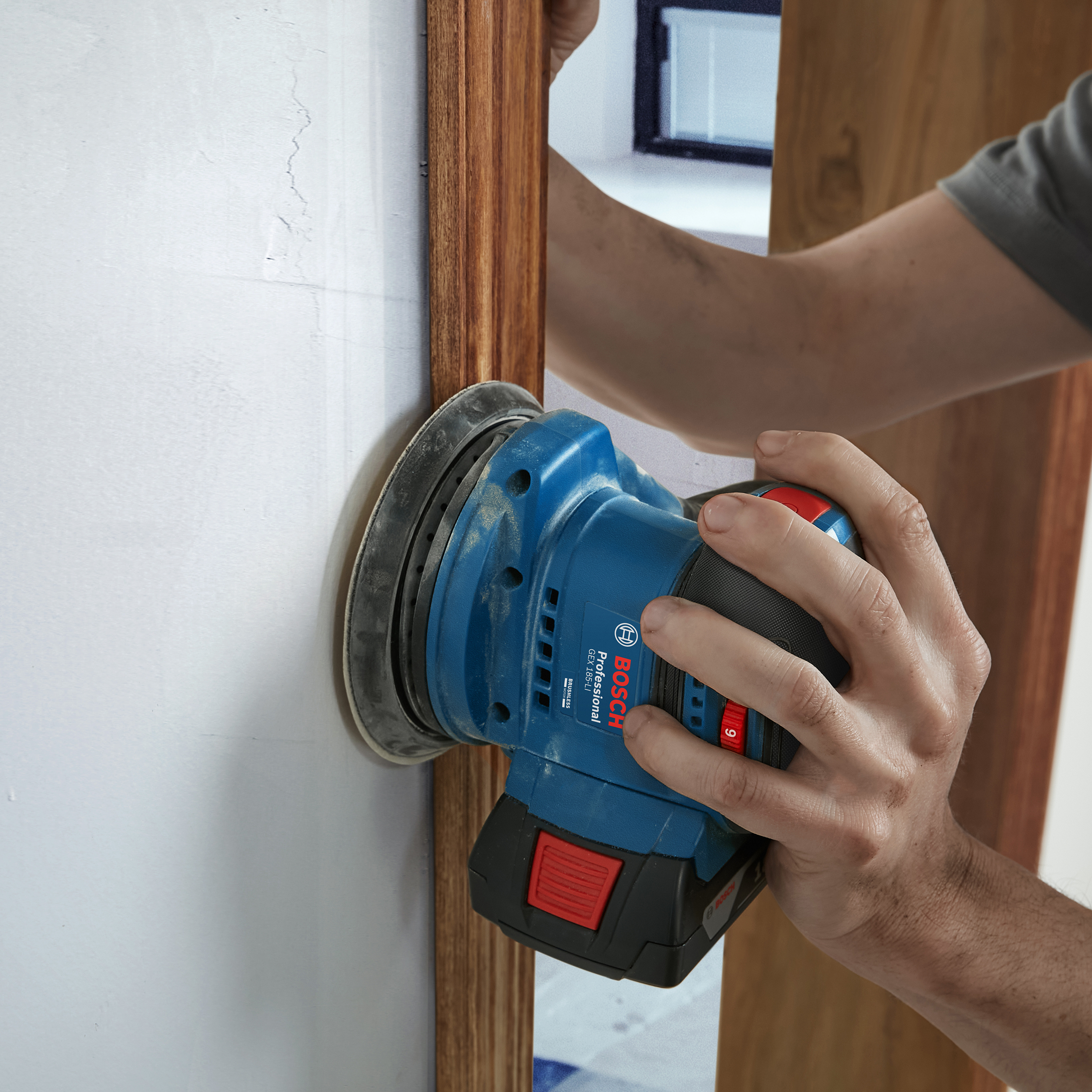 Akumulatorowa szlifierka mimośrodowa 18V GEX 185-LI 0ak BOSCH