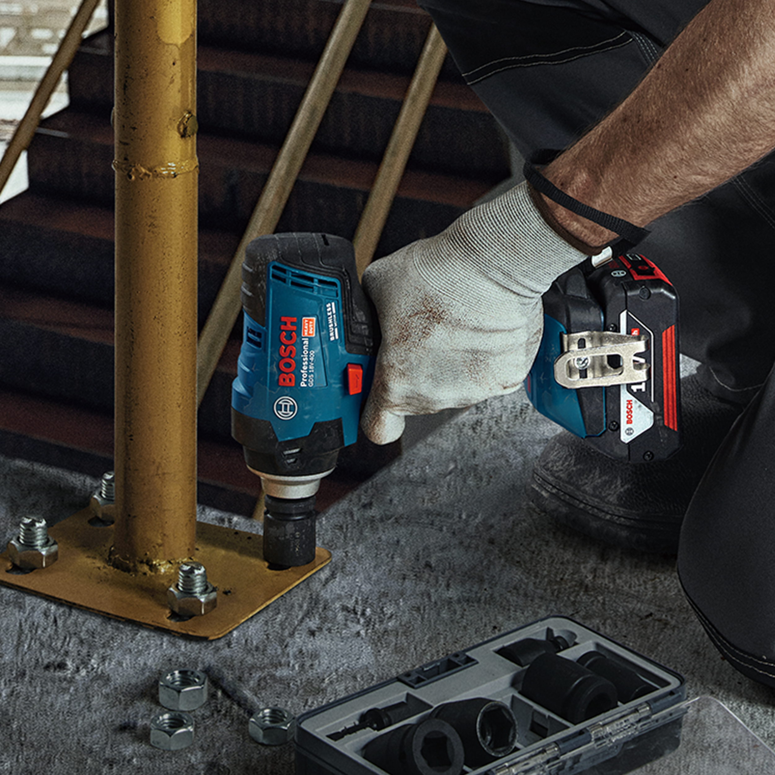 Bezprzewodowy klucz udarowy 18V 400Nm GDS 18V-400 BOSCH - 4