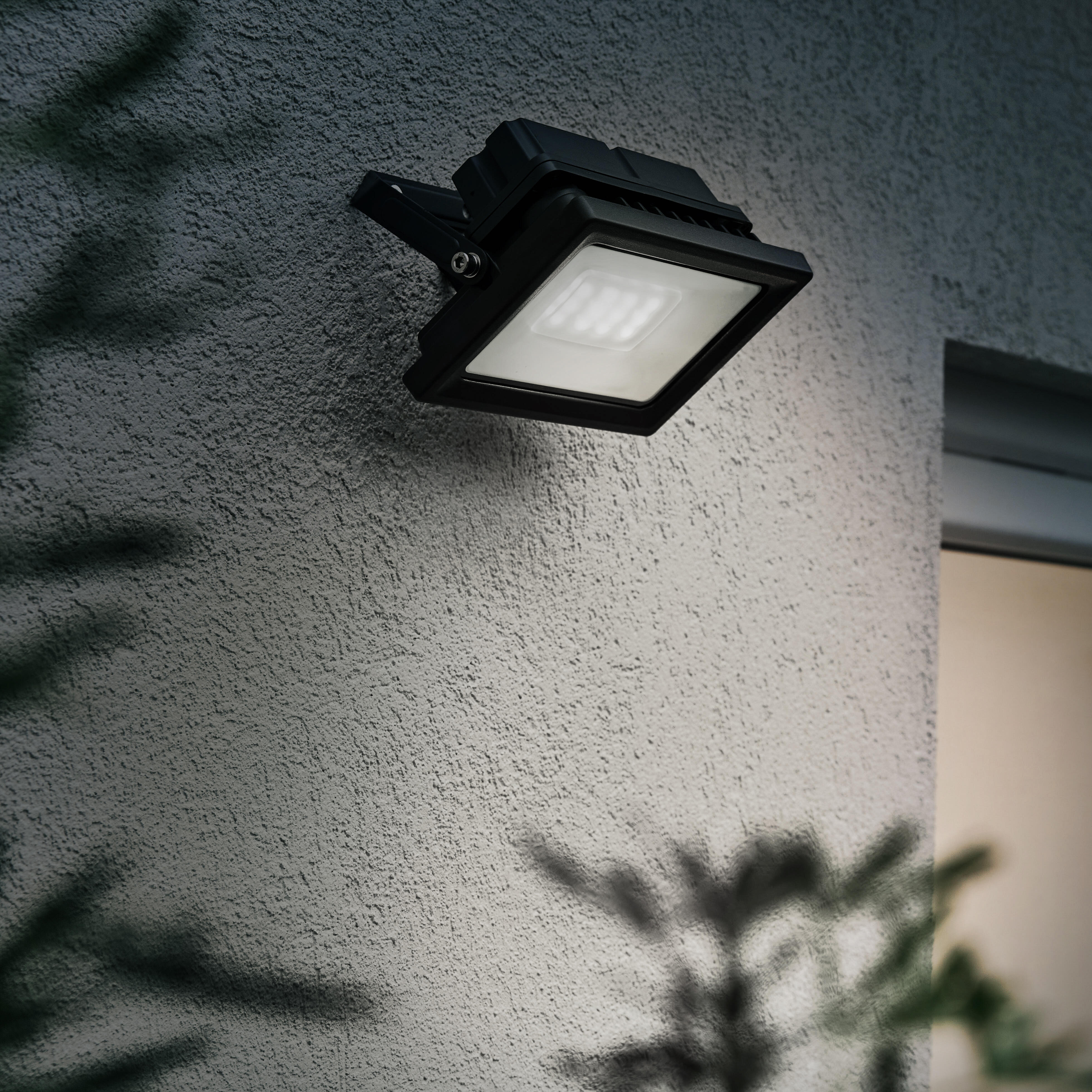 Naświetlacz zewnętrzny Enki z czujnikiem IP65 LED Inspire - 4