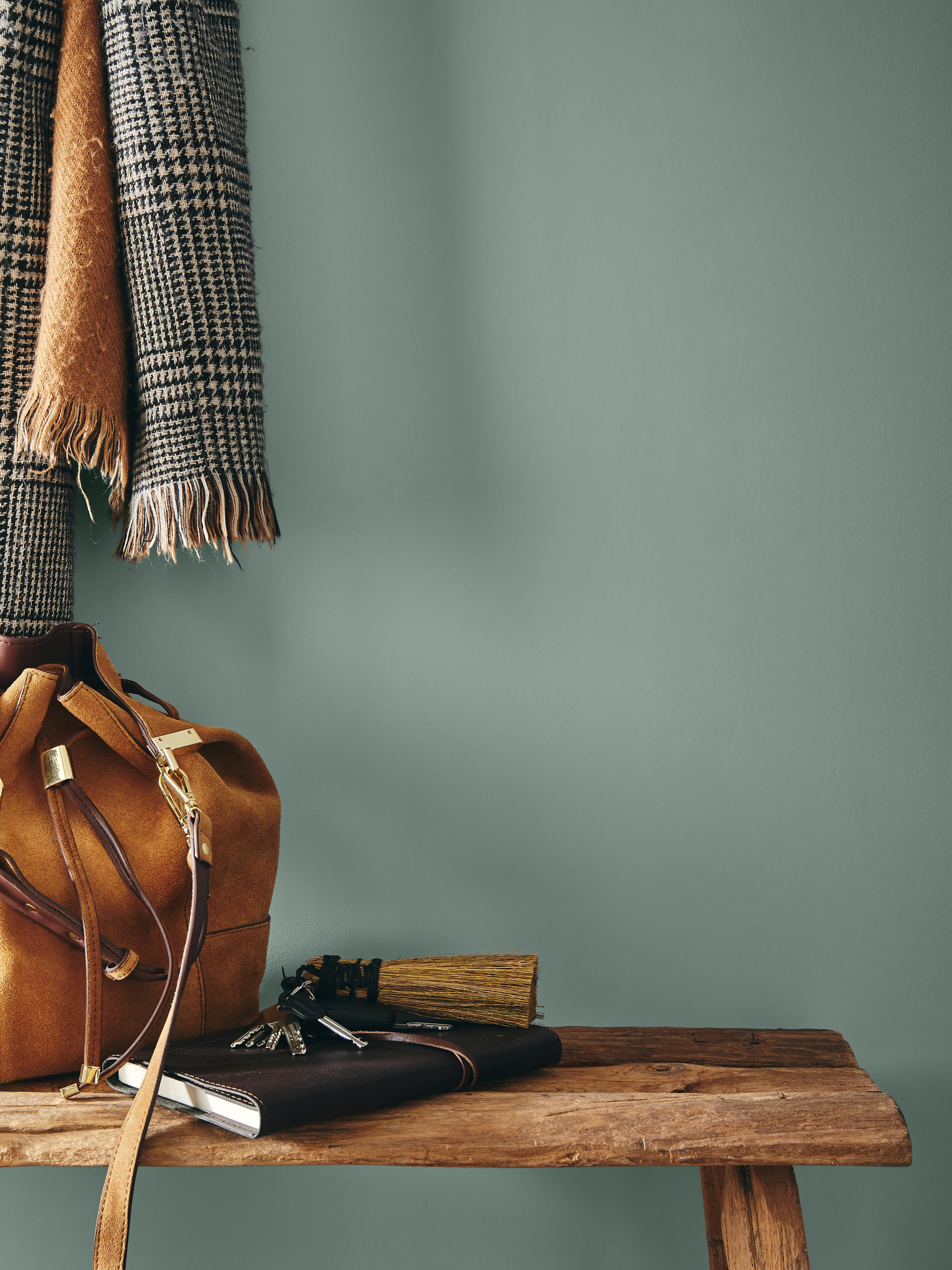 Pintura de interior salones y habitaciones LUXENS color verde mate 4L para paredes y techos - 4