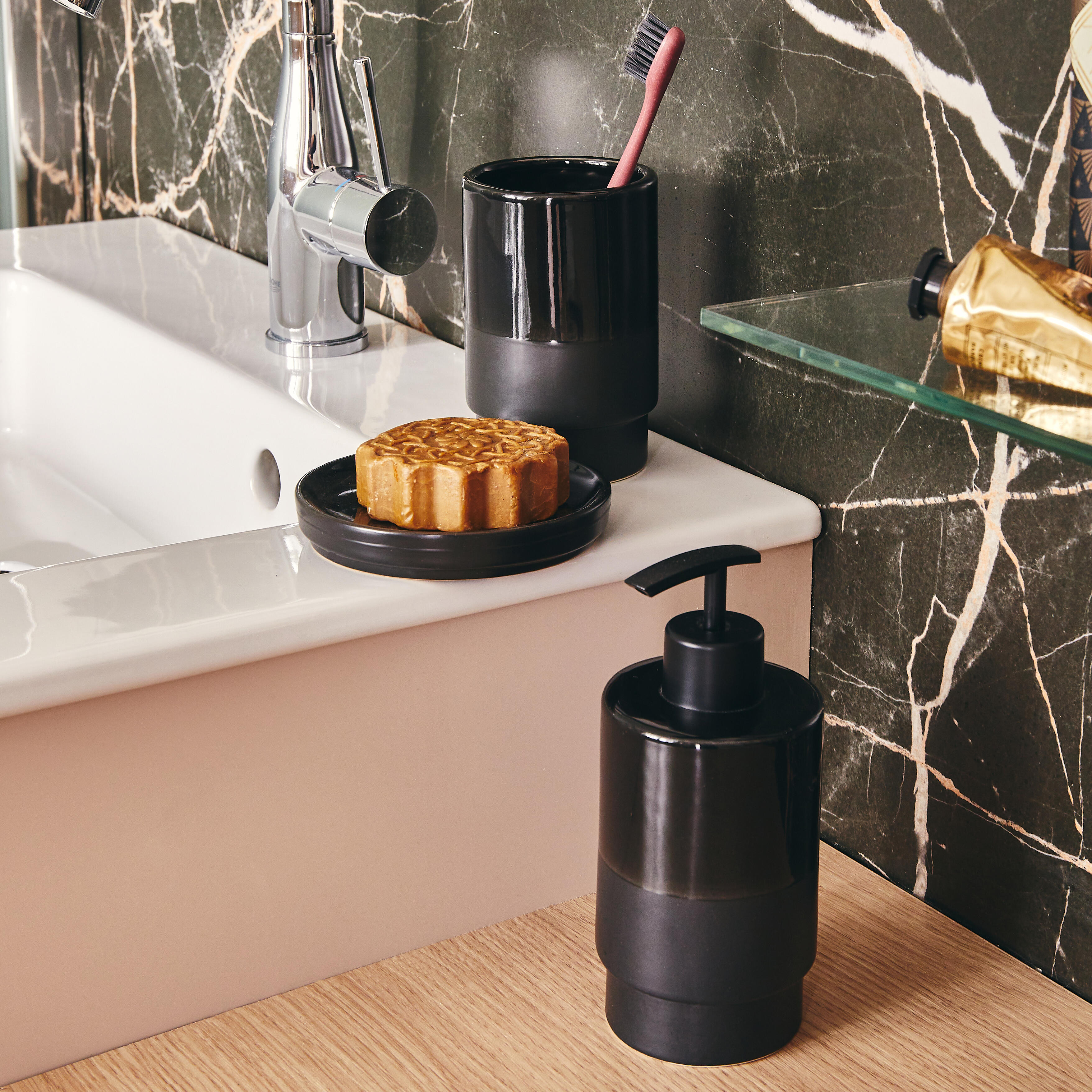 Distributeur de savon céramique noir Malone AZAO - 3
