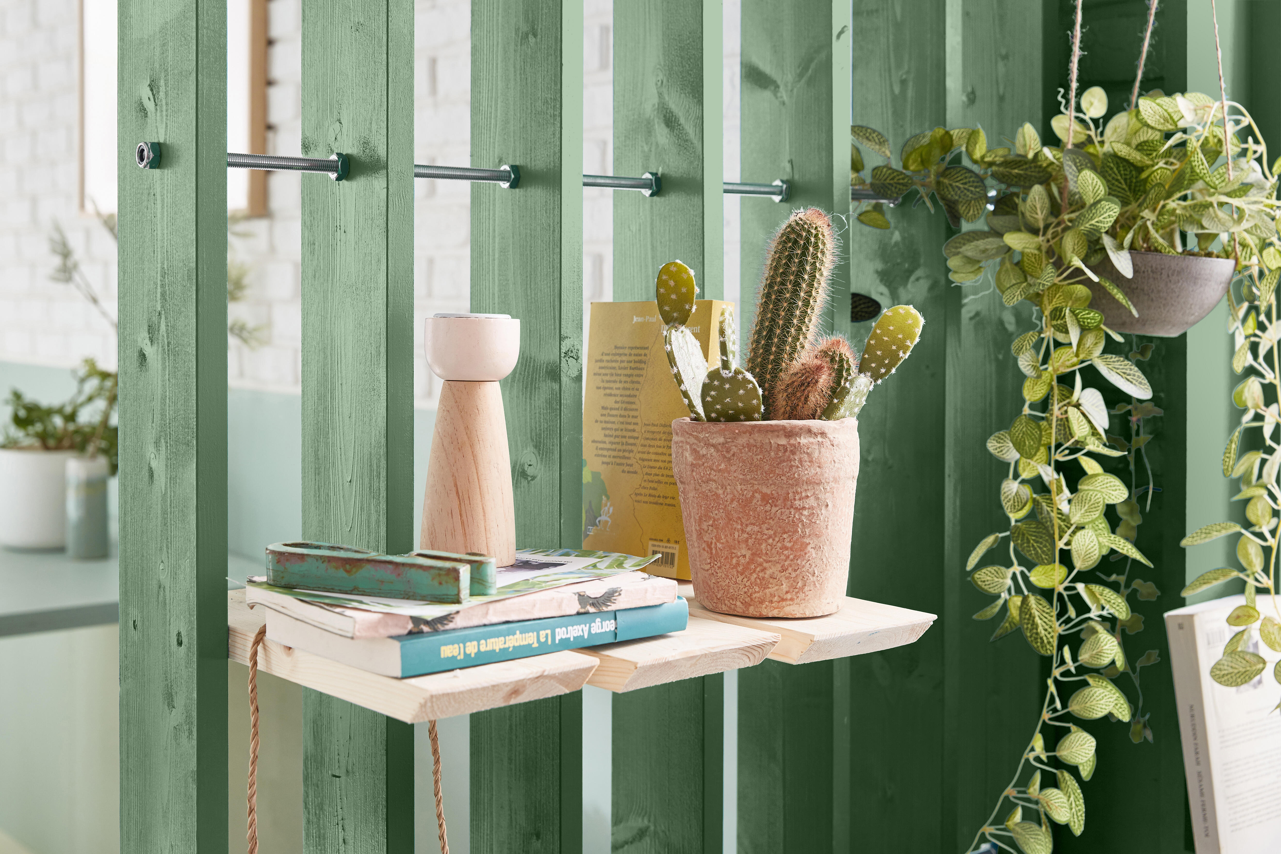 Esmalte de interior multisuperficies LUXENS color cactus 5 mate 750ml para puertas, ventanas, radiadores y muebles - 5