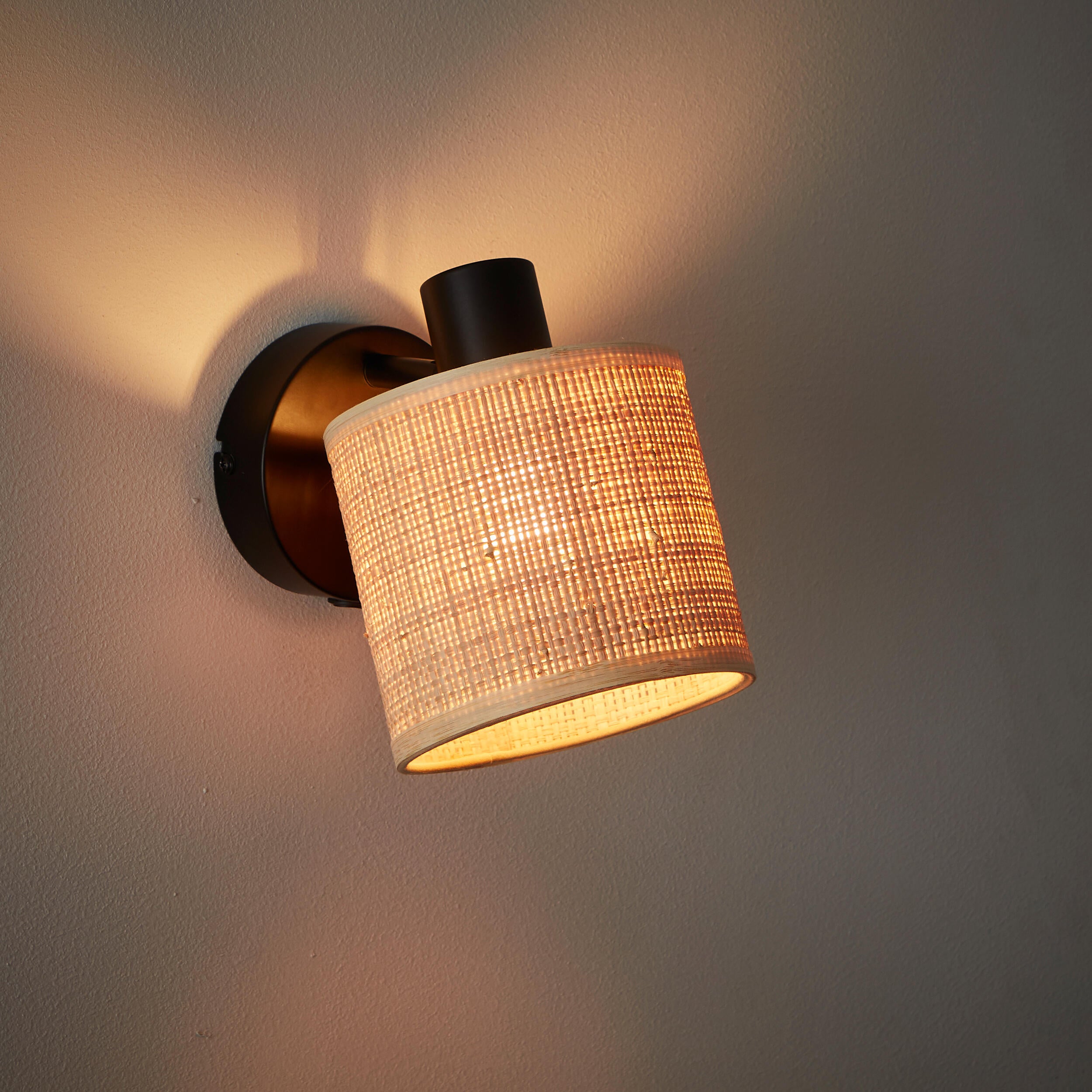 Foco decorativo INSPIRE CARVI E14 17cm 1 luz preto - 19