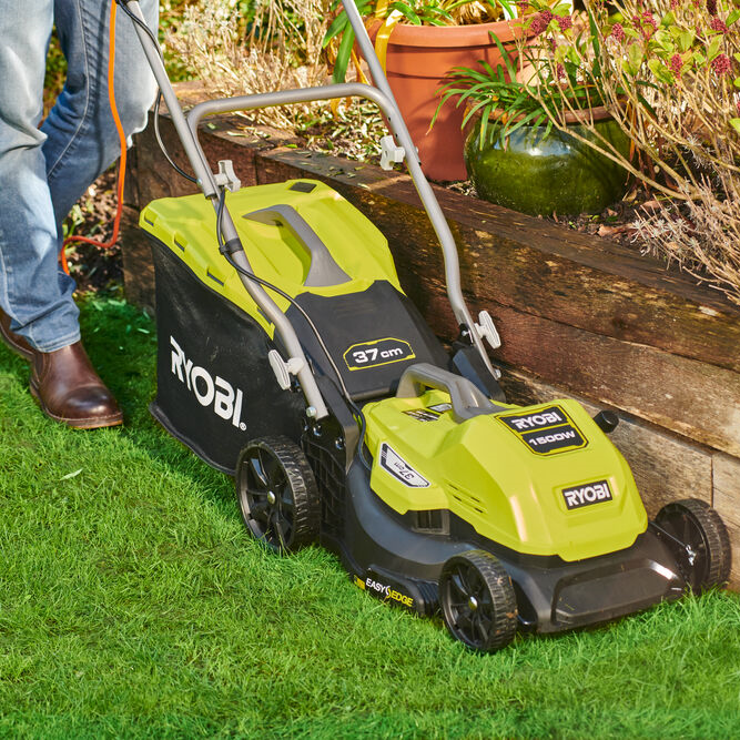 Corta-relva elétrico RYOBY 1500W 37CM - 15
