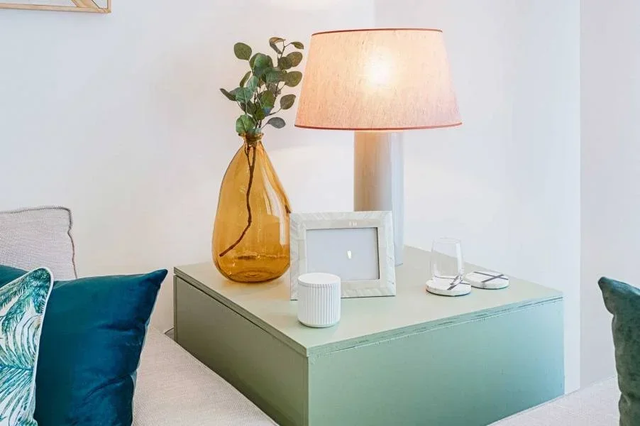 mesa de apoio verde agua