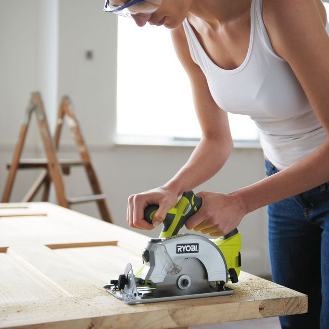 Scie circulaire sans fil RYOBI ONE+ RWSL1801M 18V, sans batterie - 8