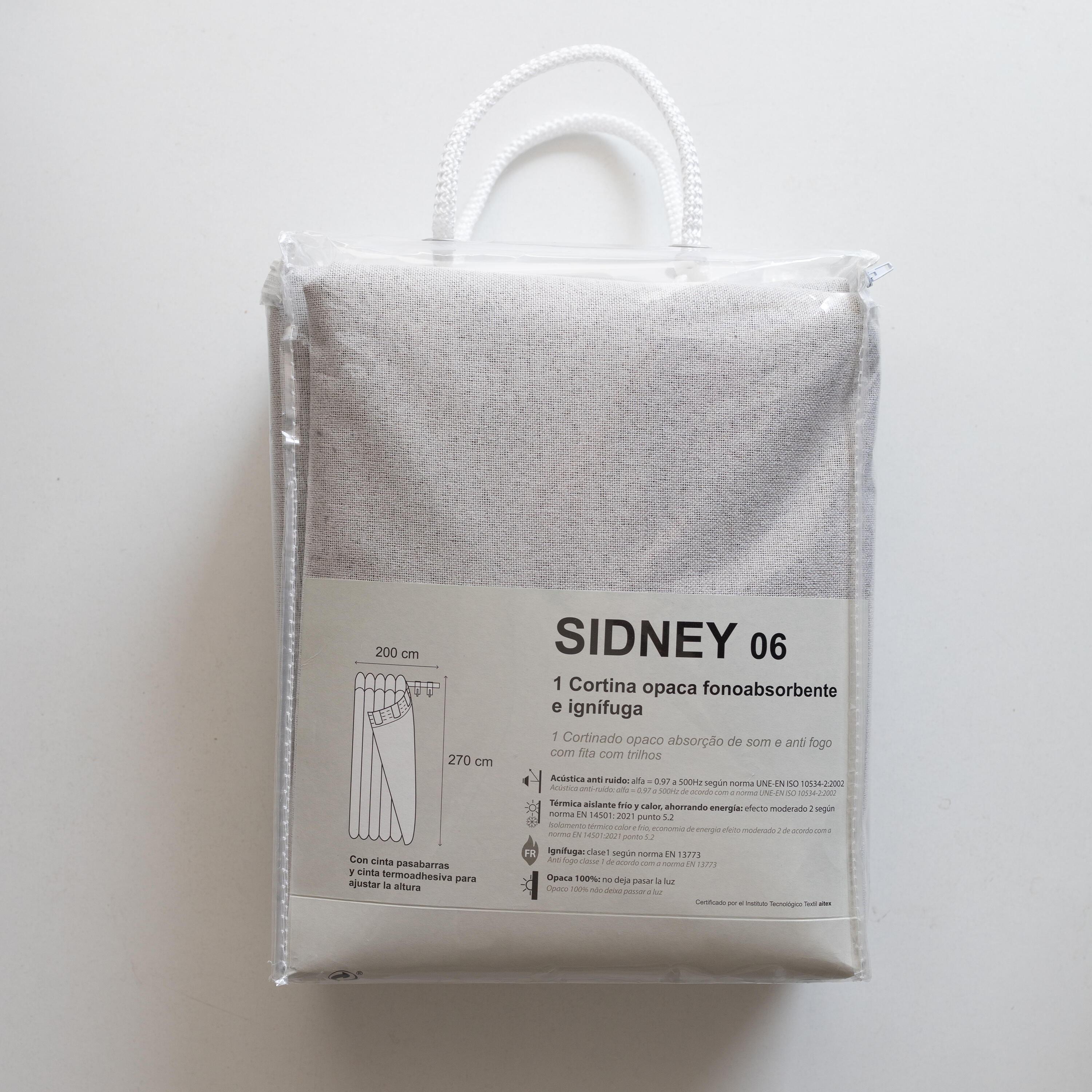 Cortina cinta frunce, trabilla oculta opaca aislante fónico Sidney poliéster de 200x270cm liso beige. Incluye cinta termoadhesiva - 10
