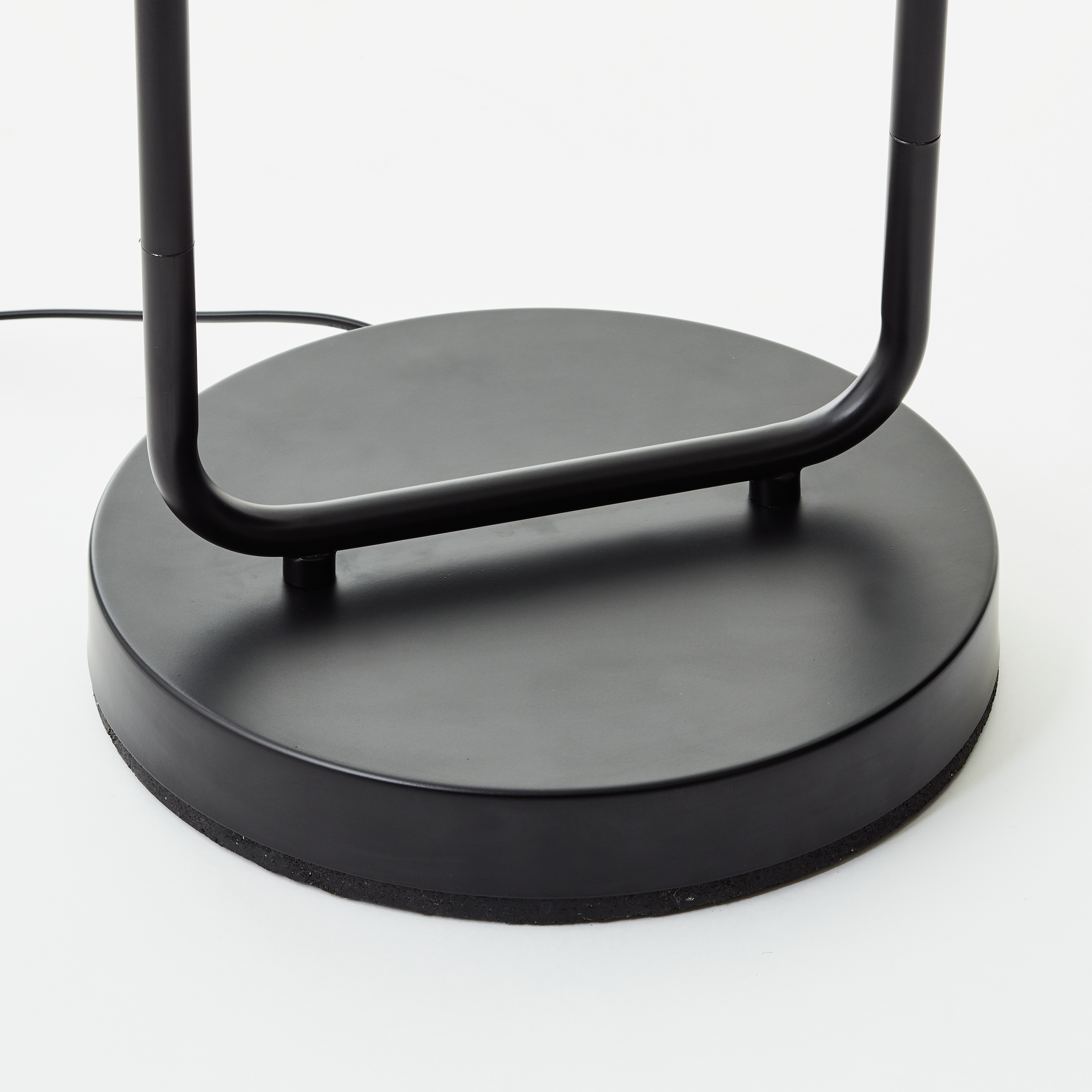 Lampa podłogowa Carvi czarny raffia 2 x E27 Inspire - 17