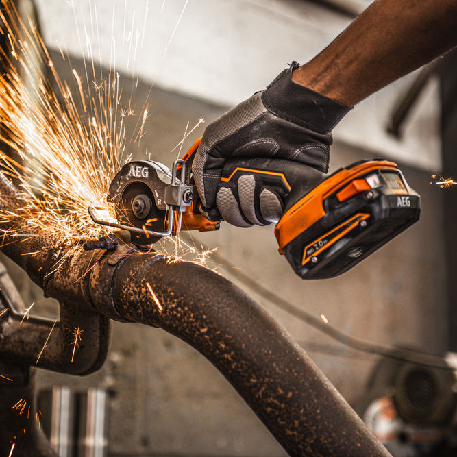 Scie circulaire sans fil brushless AEG Subcompact BMMS18SBL-0 18V, sans batterie - 5