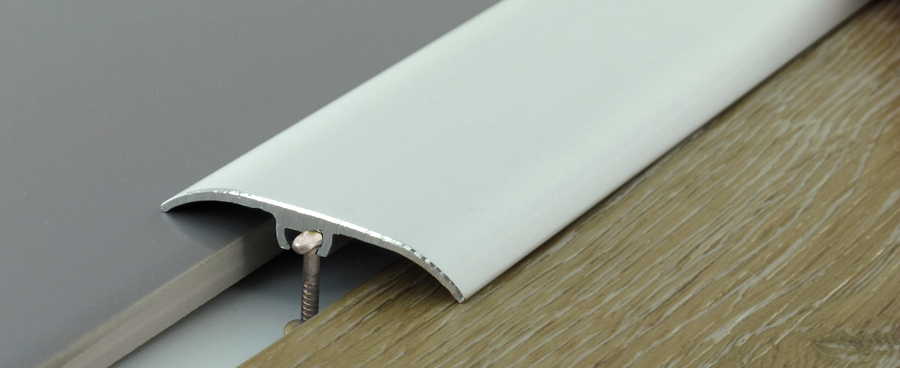 Barre de seuil aluminium à visser L.93 x l.4,10 cm  - 3