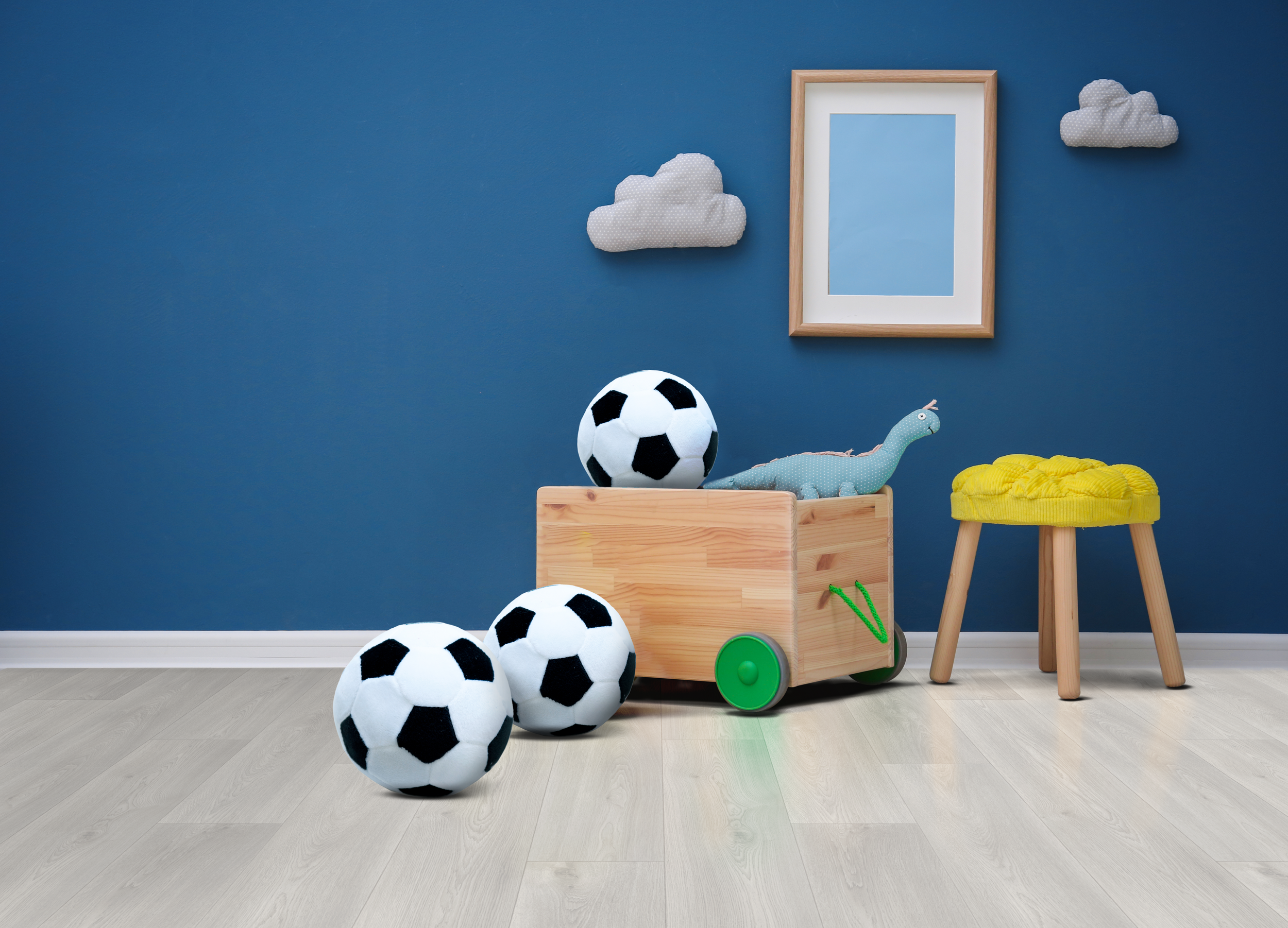 Piłka pluszowa śr. 15 cm biało-czarna - 2