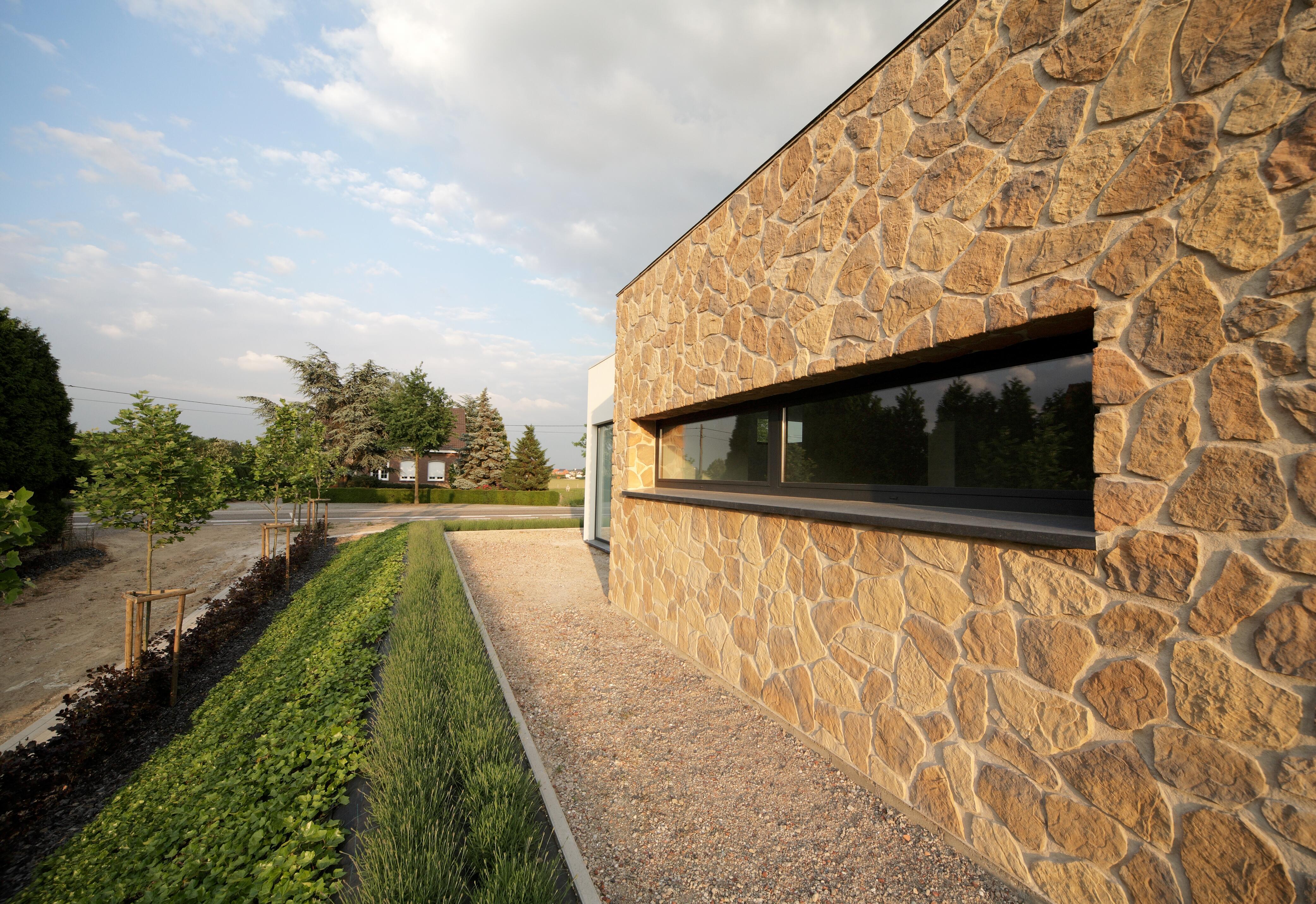 Revestimiento decorativo nevada de piedra marrón