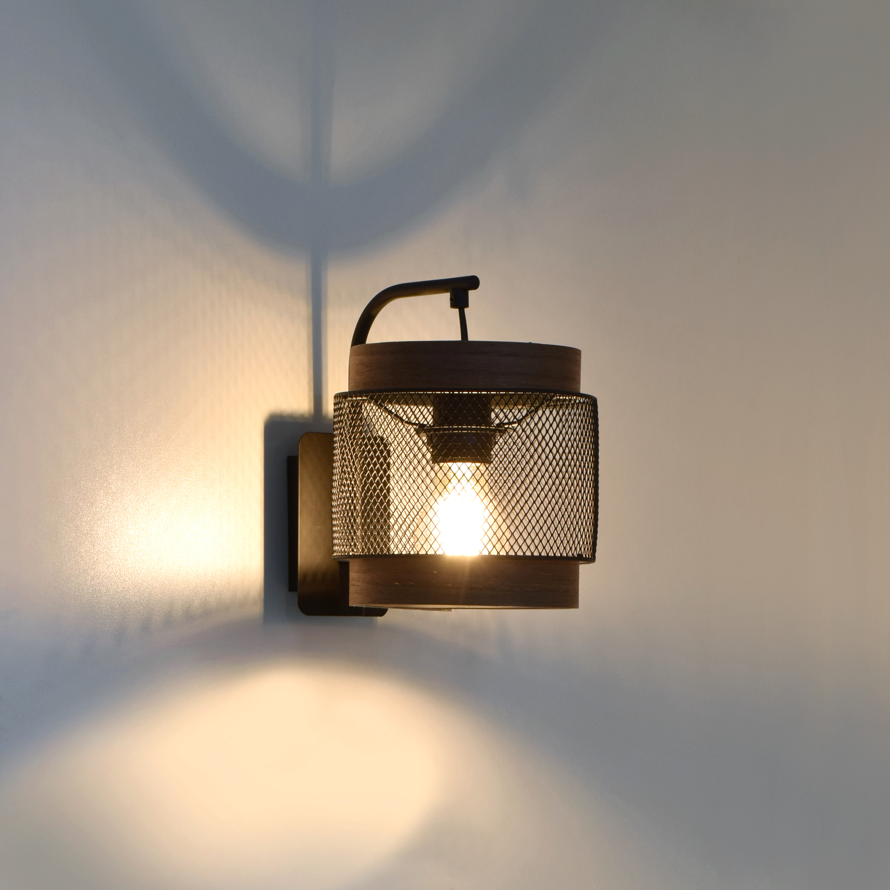 Kinkiet Taiga czarny z drewnem E27 Inspire - 9