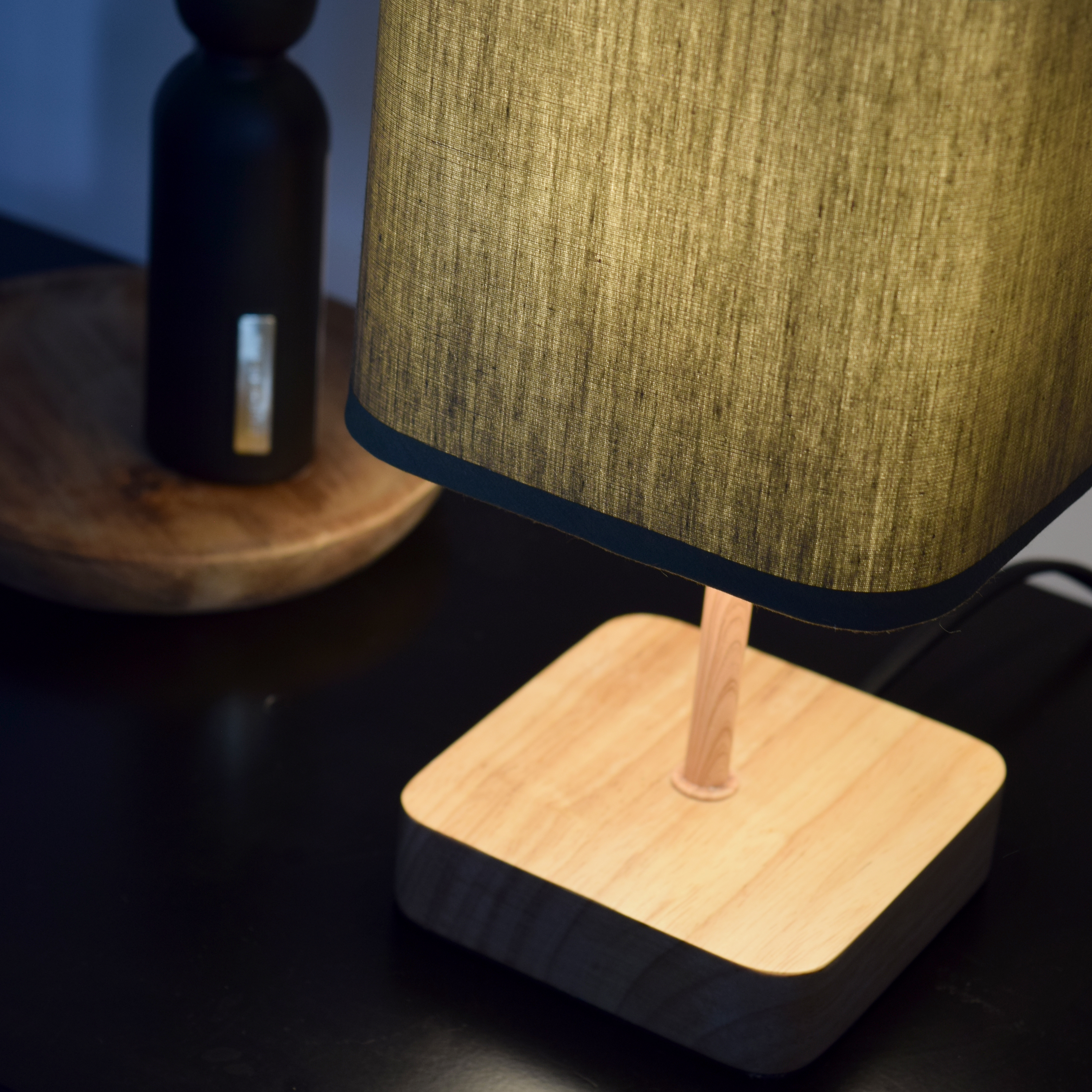 Lampa stołowa Akora zielona z drewnem E14 Inspire - 24