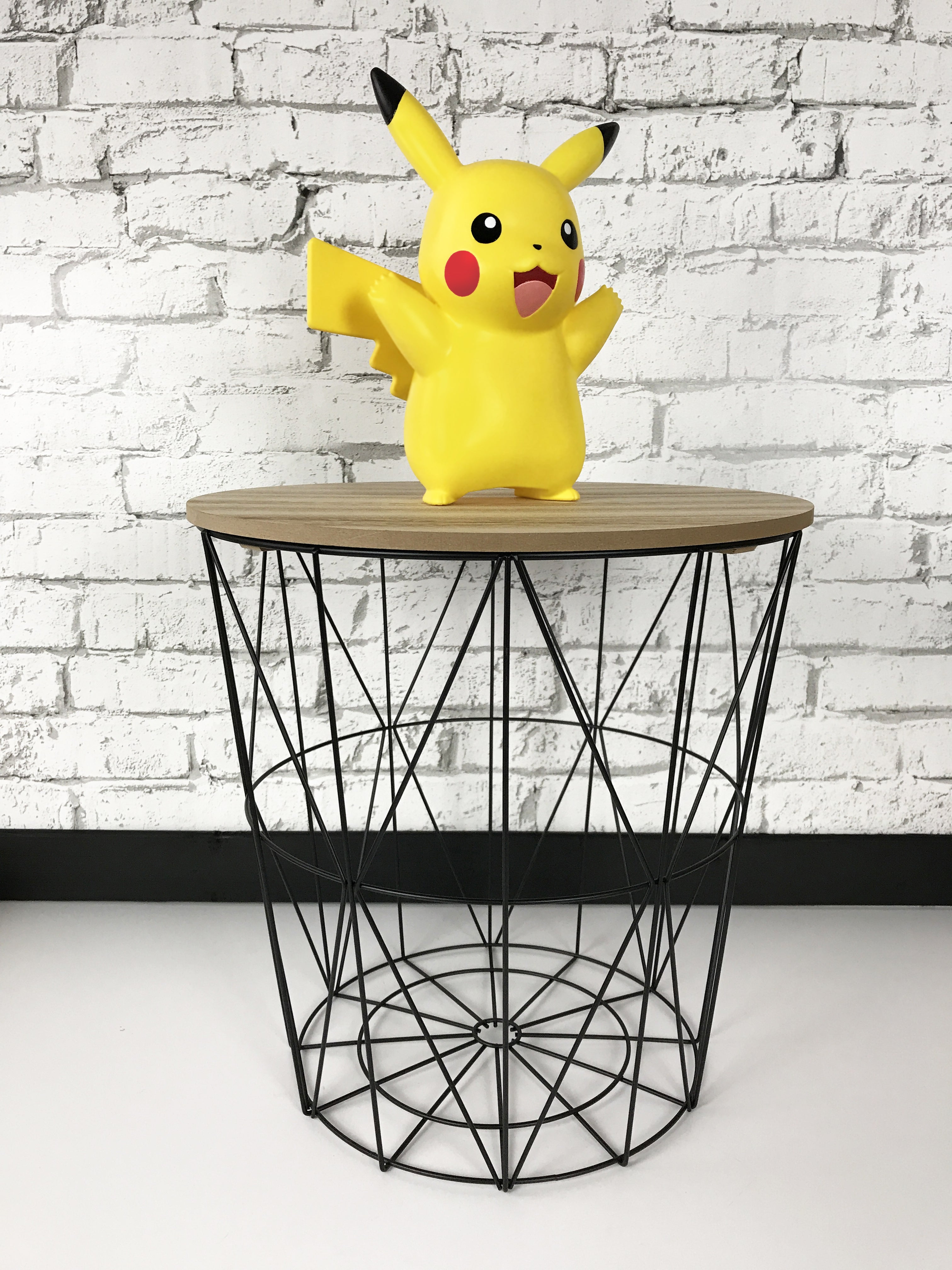 Veilleuse Pikachu heureux, h.25cm jaune / doré, H.25 cm - 2