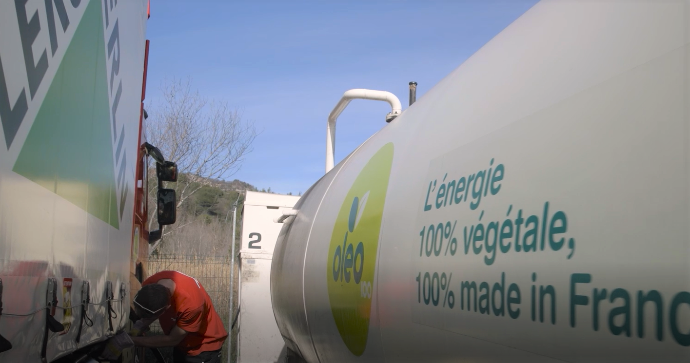 Visuel camion recharge biocarburant