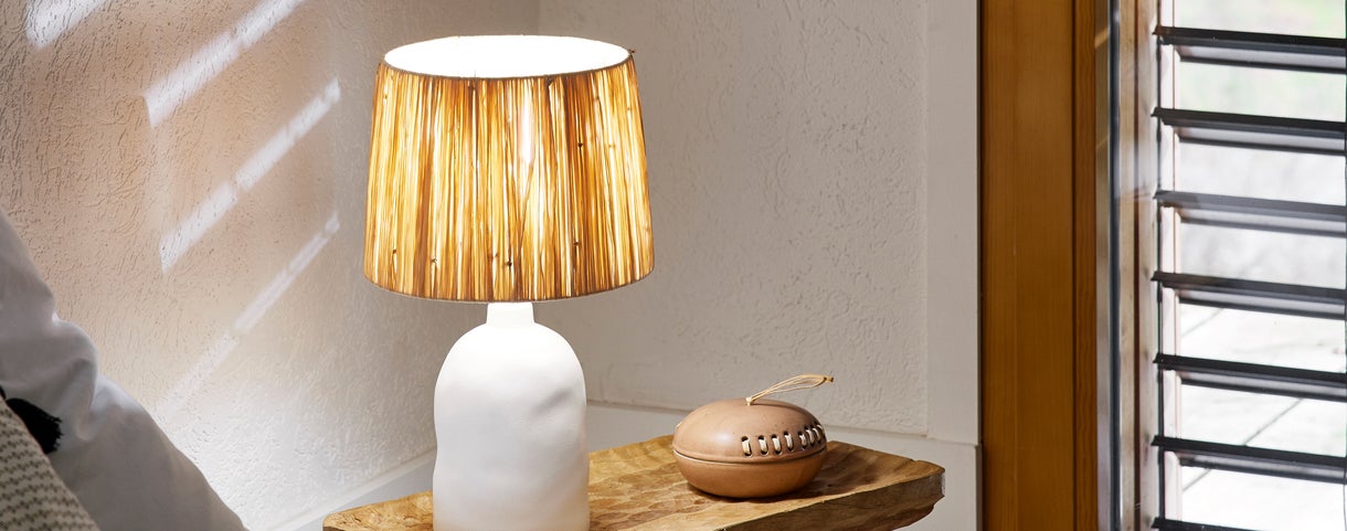 10 lámparas para la mesilla de noche para todos los gustos y estilos