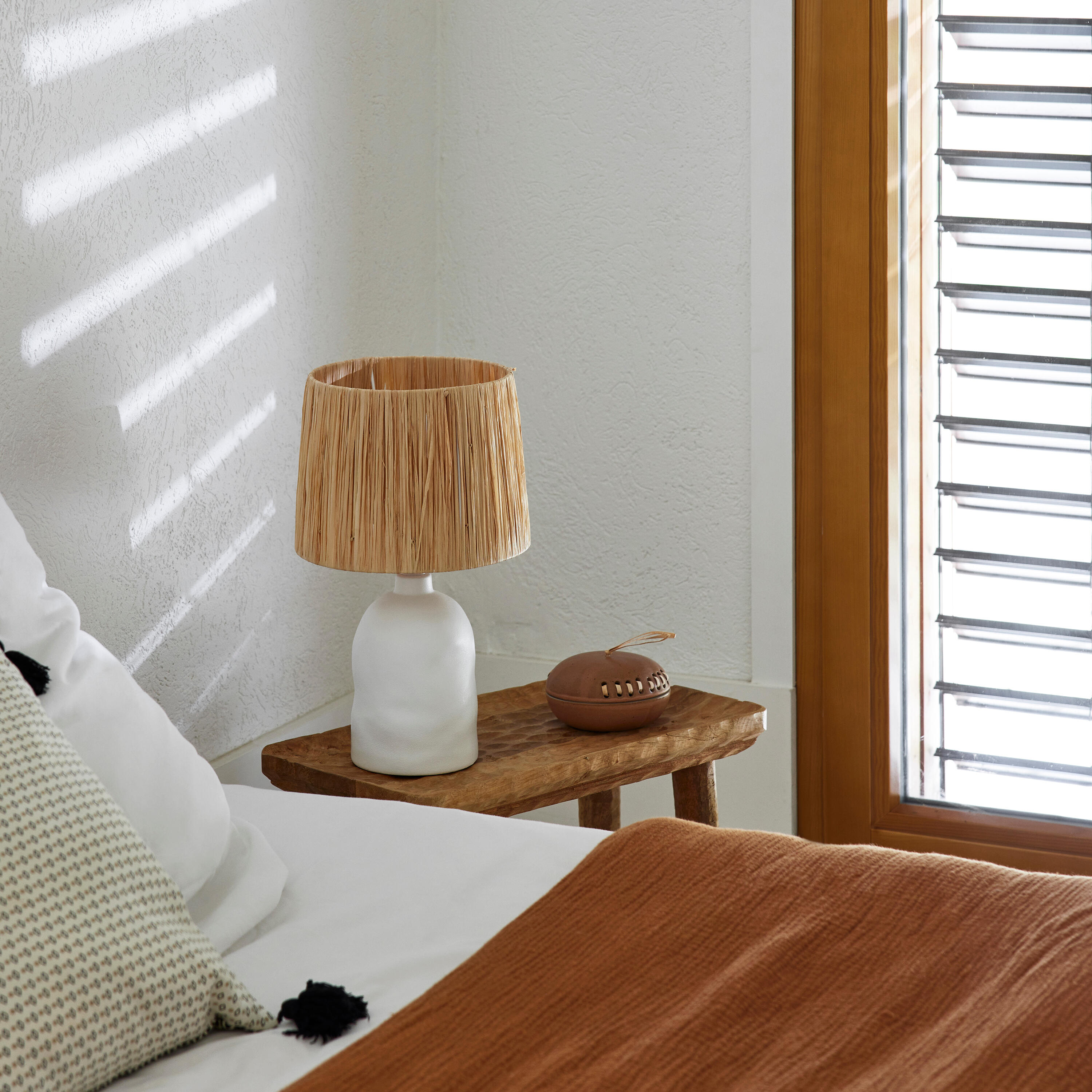 Lampa stołowa Bomoa biała raffia E27 Inspire - 16