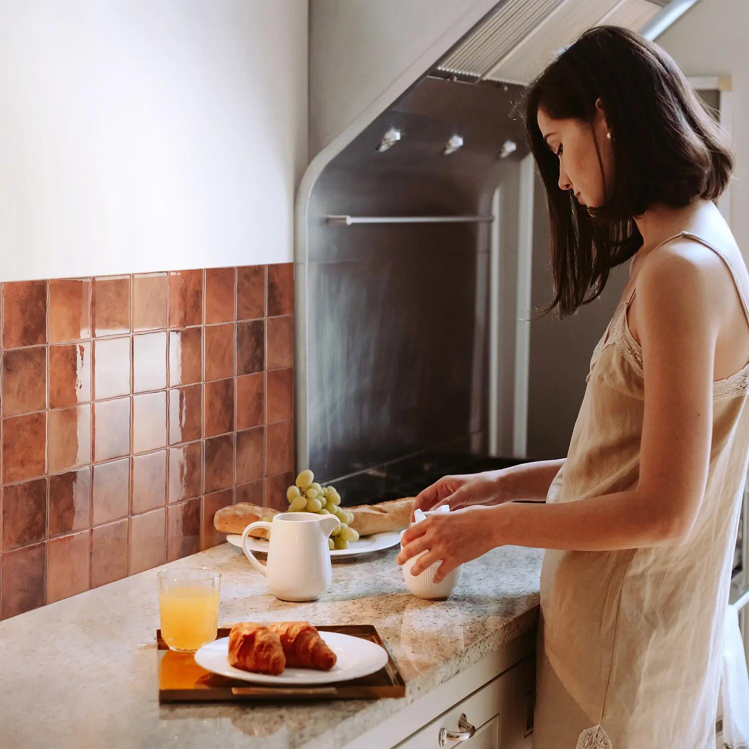 Lot de 4 crédences adhésives Smartiles Zellige safi, orange, 23 cm x 23 cm - 2