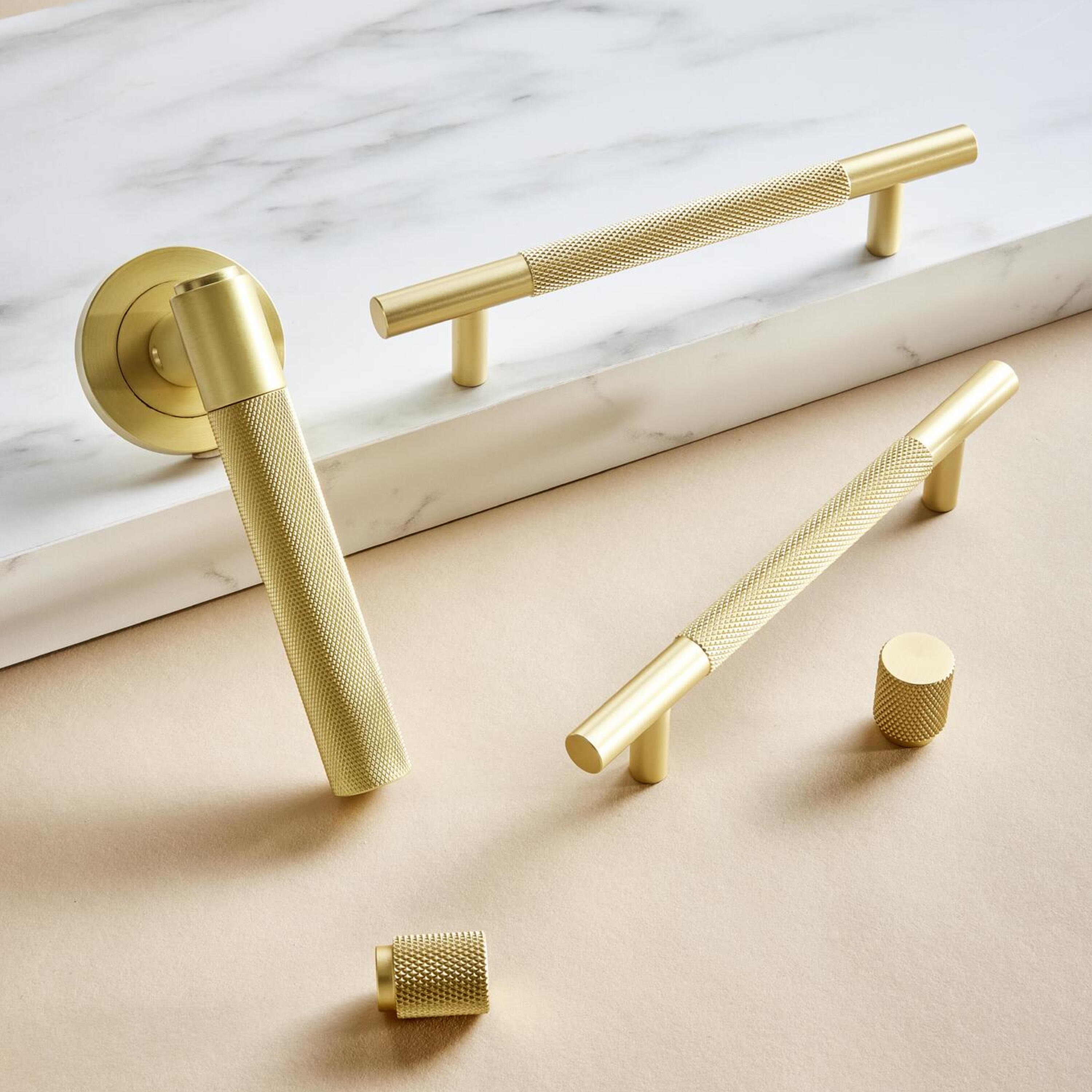 2 Puxadores para móvel alumínio escovado com textura dourado 18 mm Inspire Axel - 9