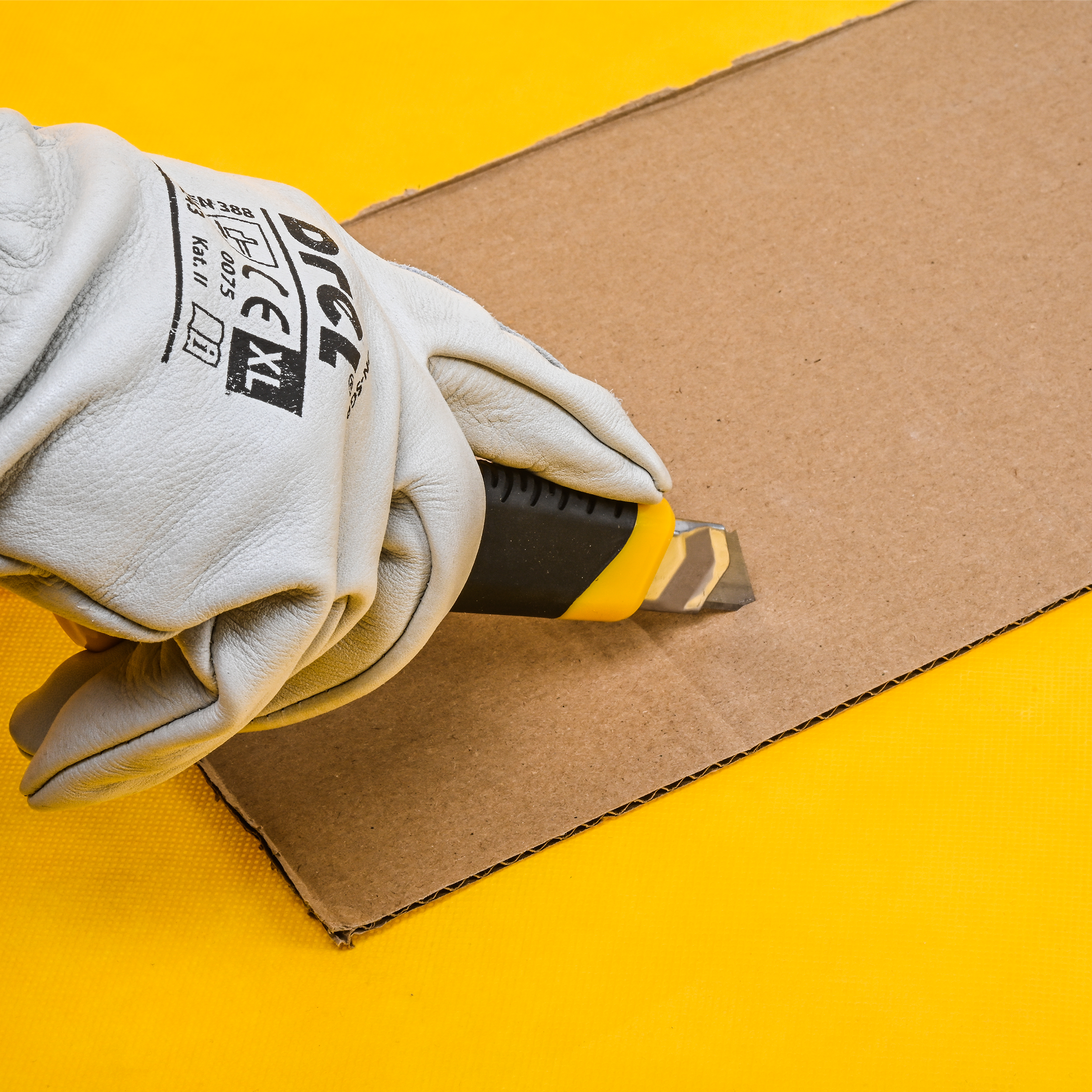 Nożyk z ostrzem łamanym 18 mm DREL - 2