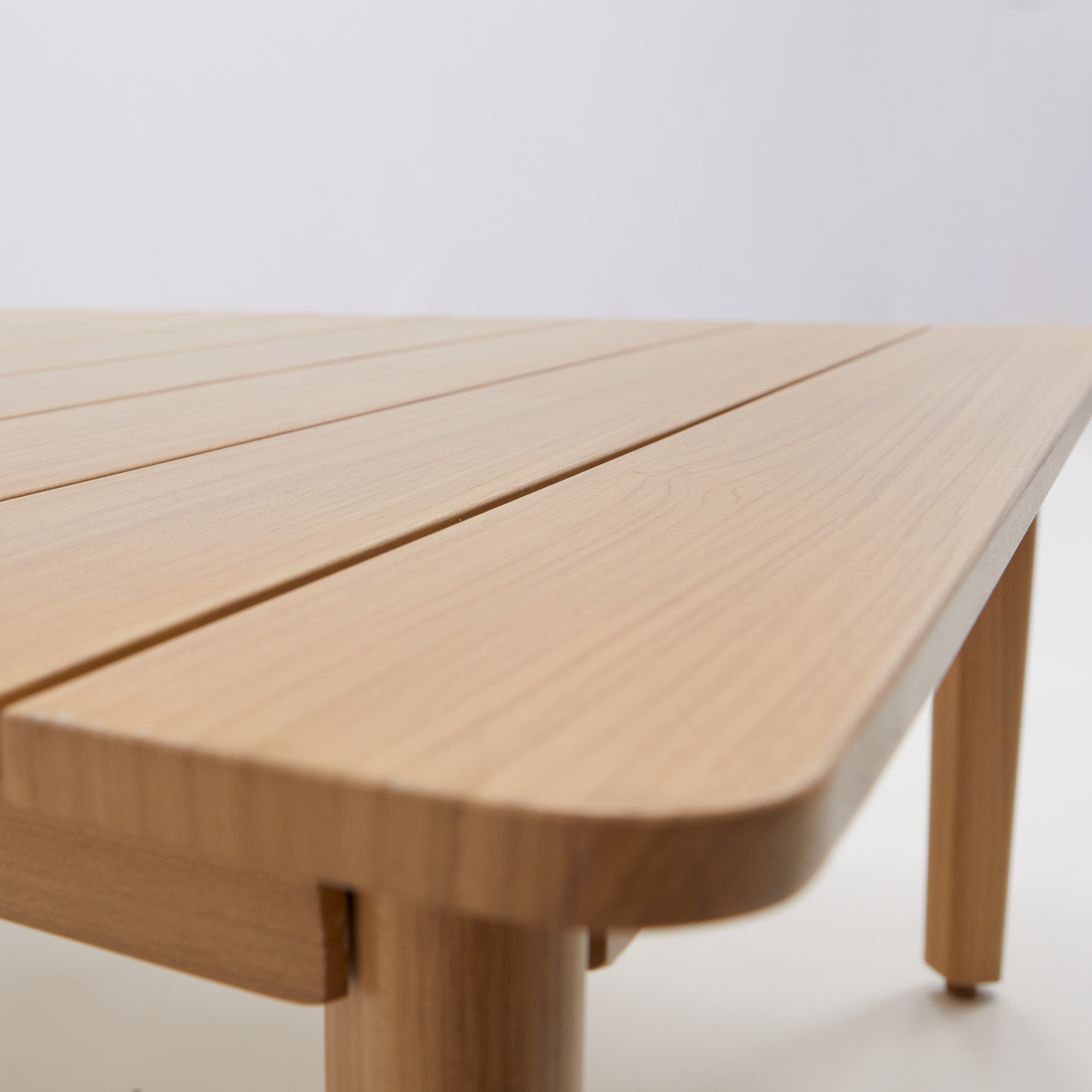 Tavolino NATERIAL in alluminio con piano in alluminio marrone 91.5x91.5cm - 9