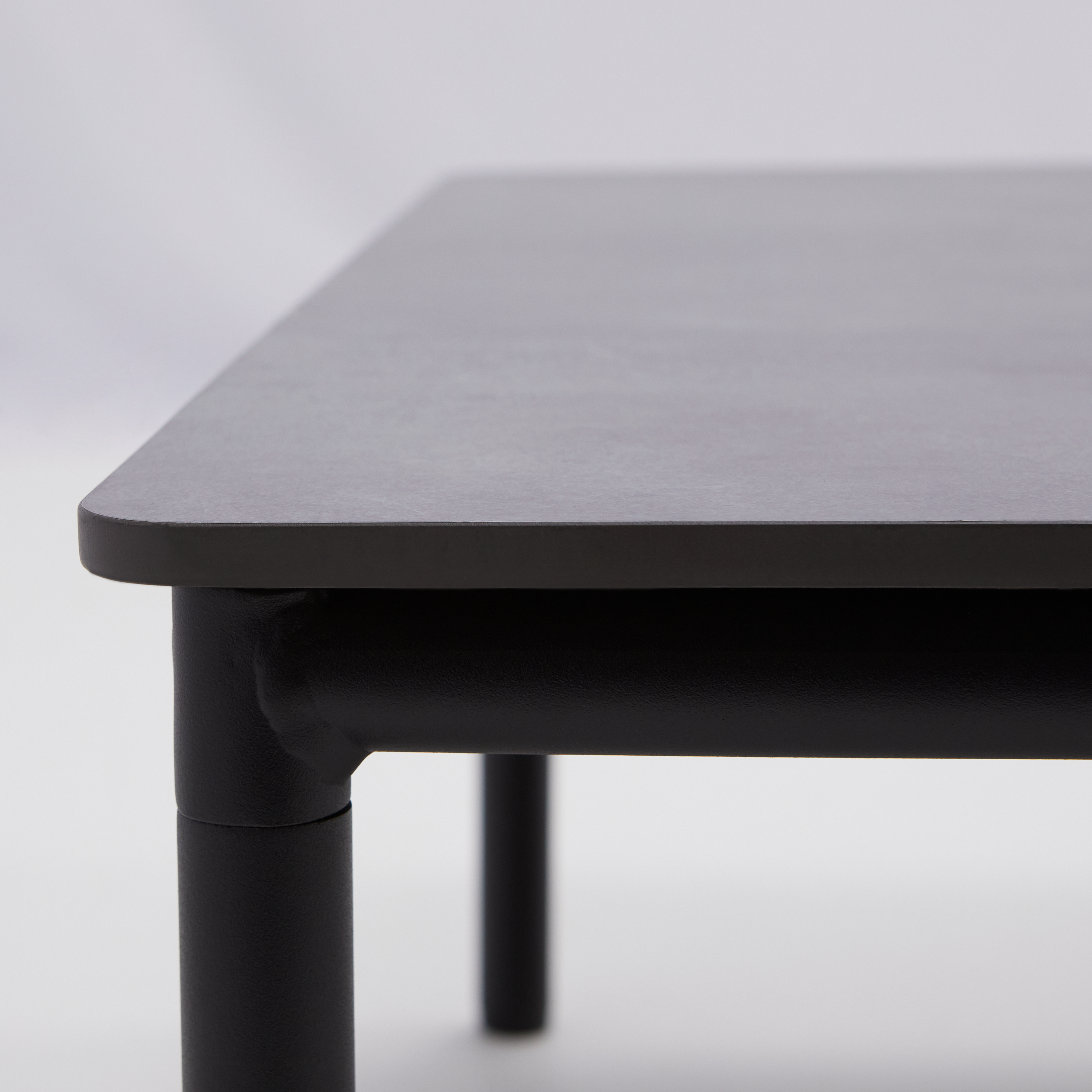 Mesa auxiliar de jardín NATERIAL Idunn de aluminio y composite 85 x 85 cm - 5
