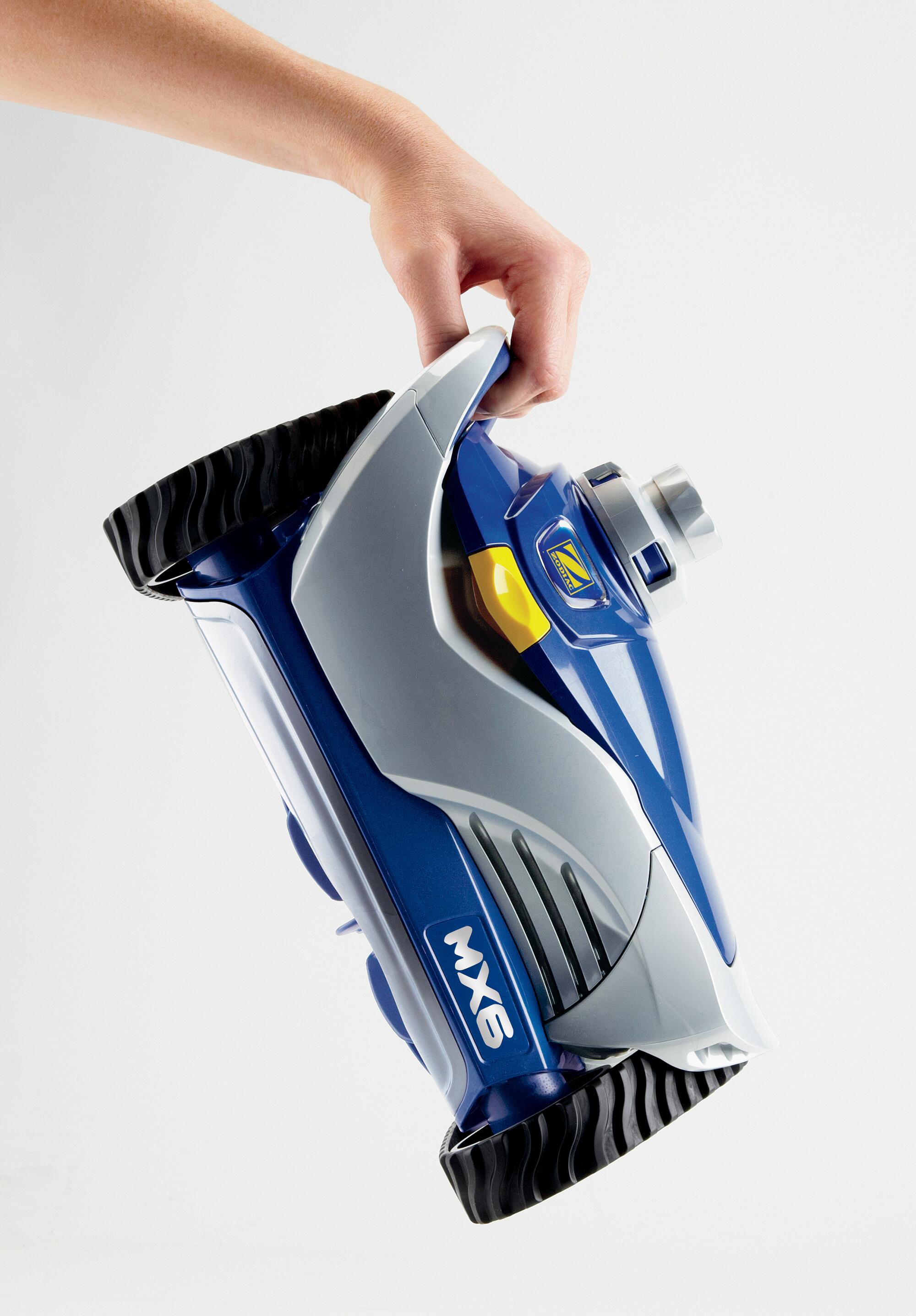 Robot de piscine hydraulique à aspiration ZODIAC MX6 - 3