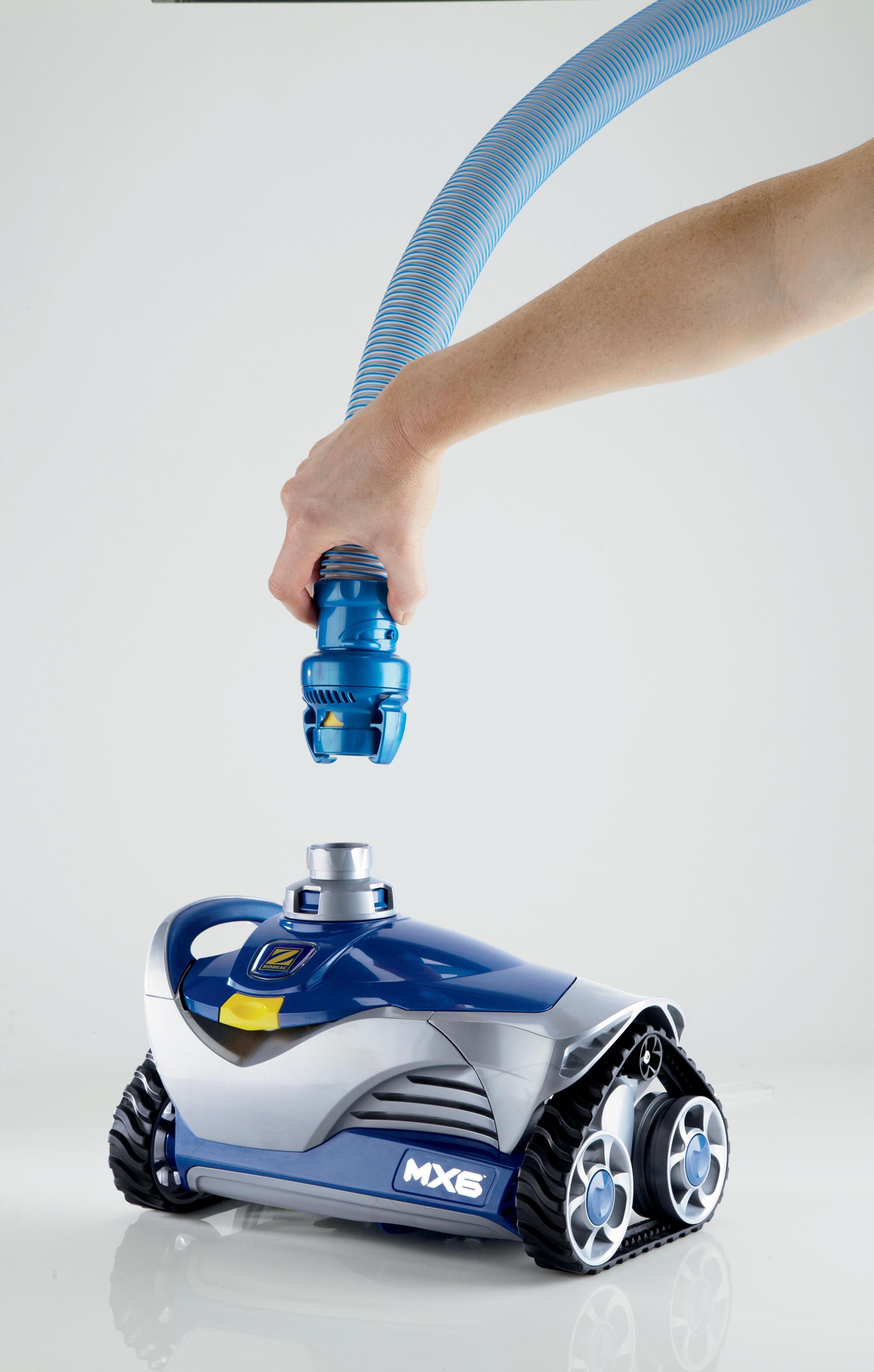 Robot de piscine hydraulique à aspiration ZODIAC MX6 - 2