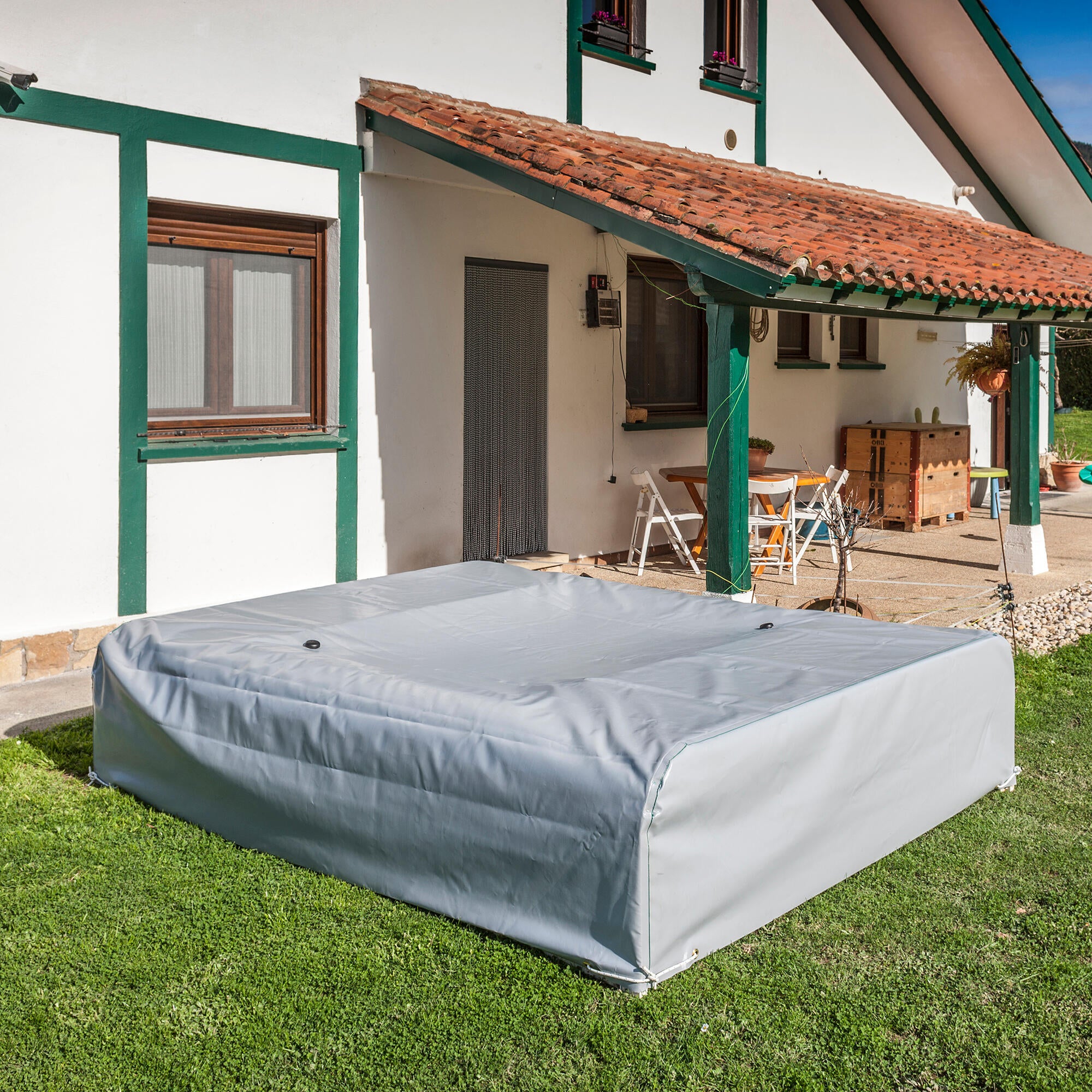 Piscina elevada de acero blanco rectangular 2.82x2.19x0.6 m con depuradora de cartucho GRE - 4