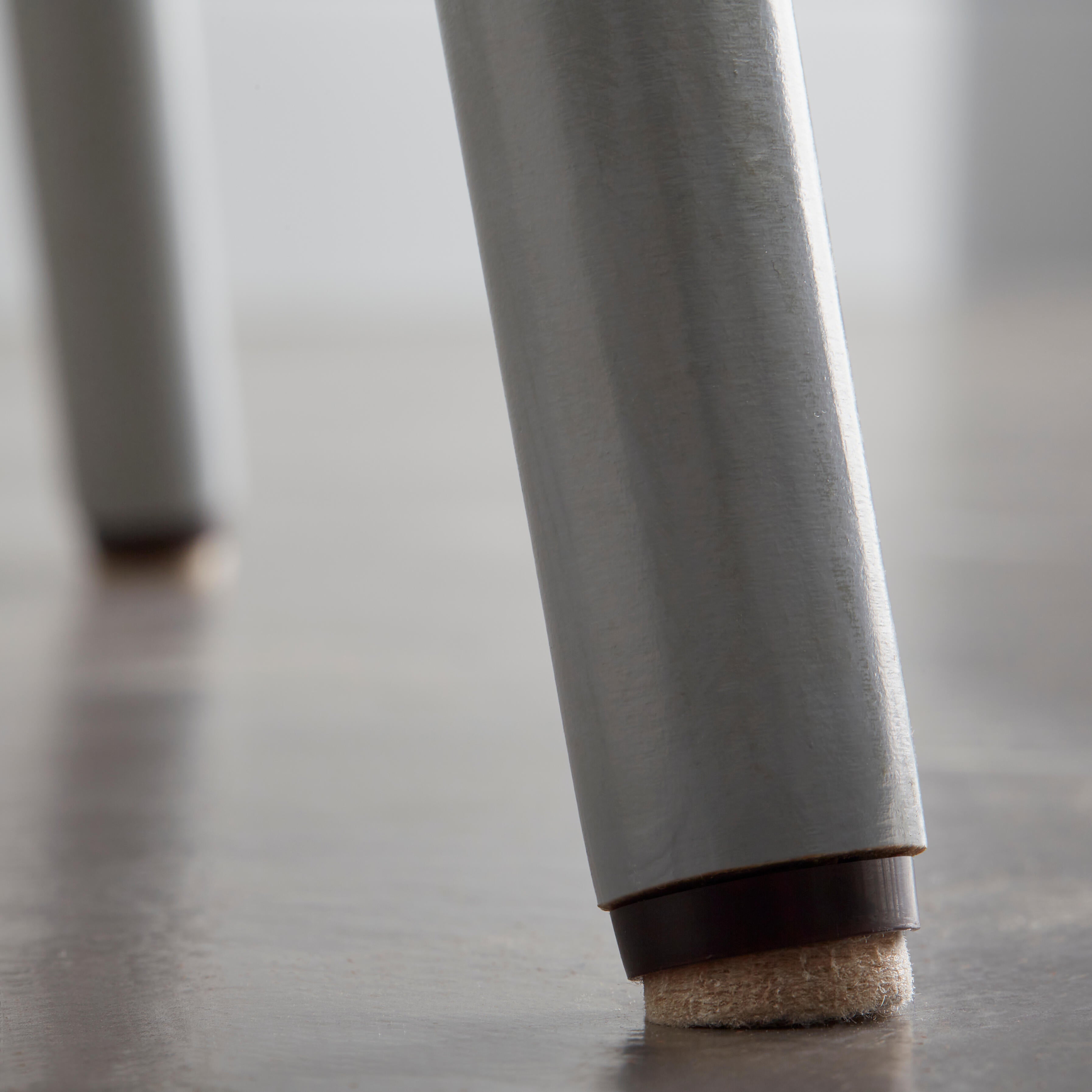 Podkładki pod meble wbijane kwadratowe 24x24 mm beżowe 4 sztuki STANDERS - 7