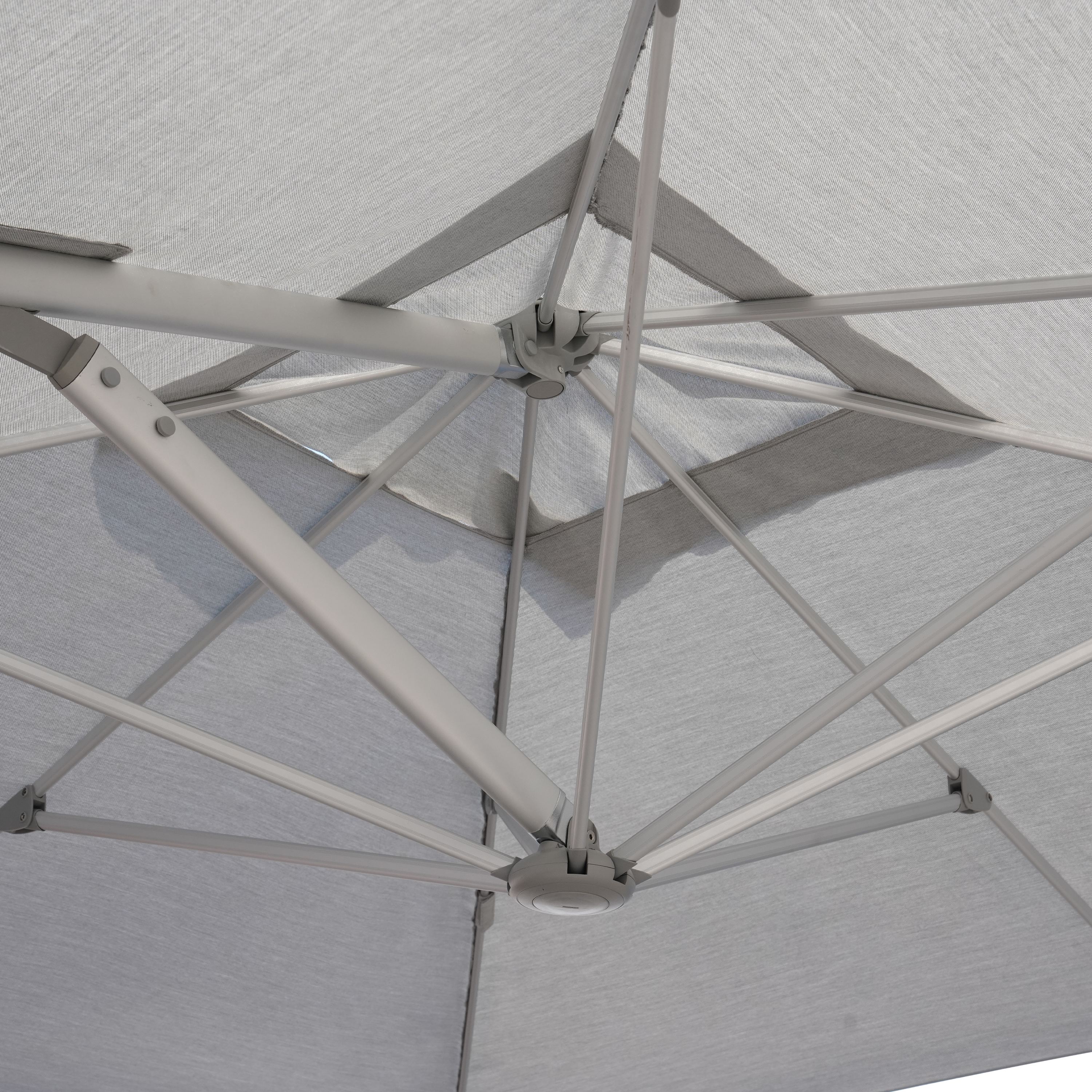 Ombrellone centrale bianco / argento SOMBRA CONTRACT NATERIAL con telo rettangolare grigio L 295 x P 600 x H 267 cm - 15